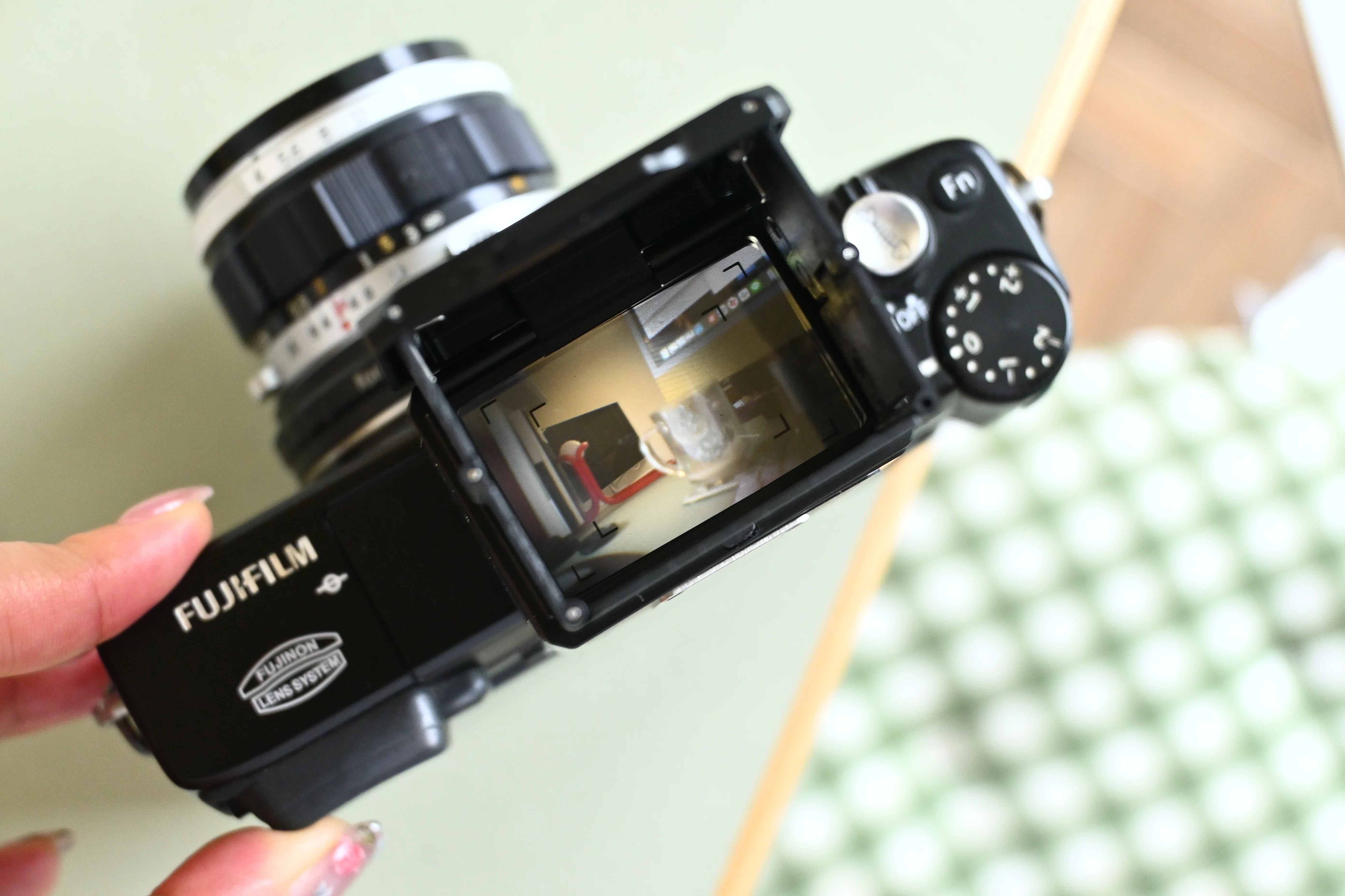 最近買ってよかったモノの話｜プロジェクター、カメラ、インテリアetc