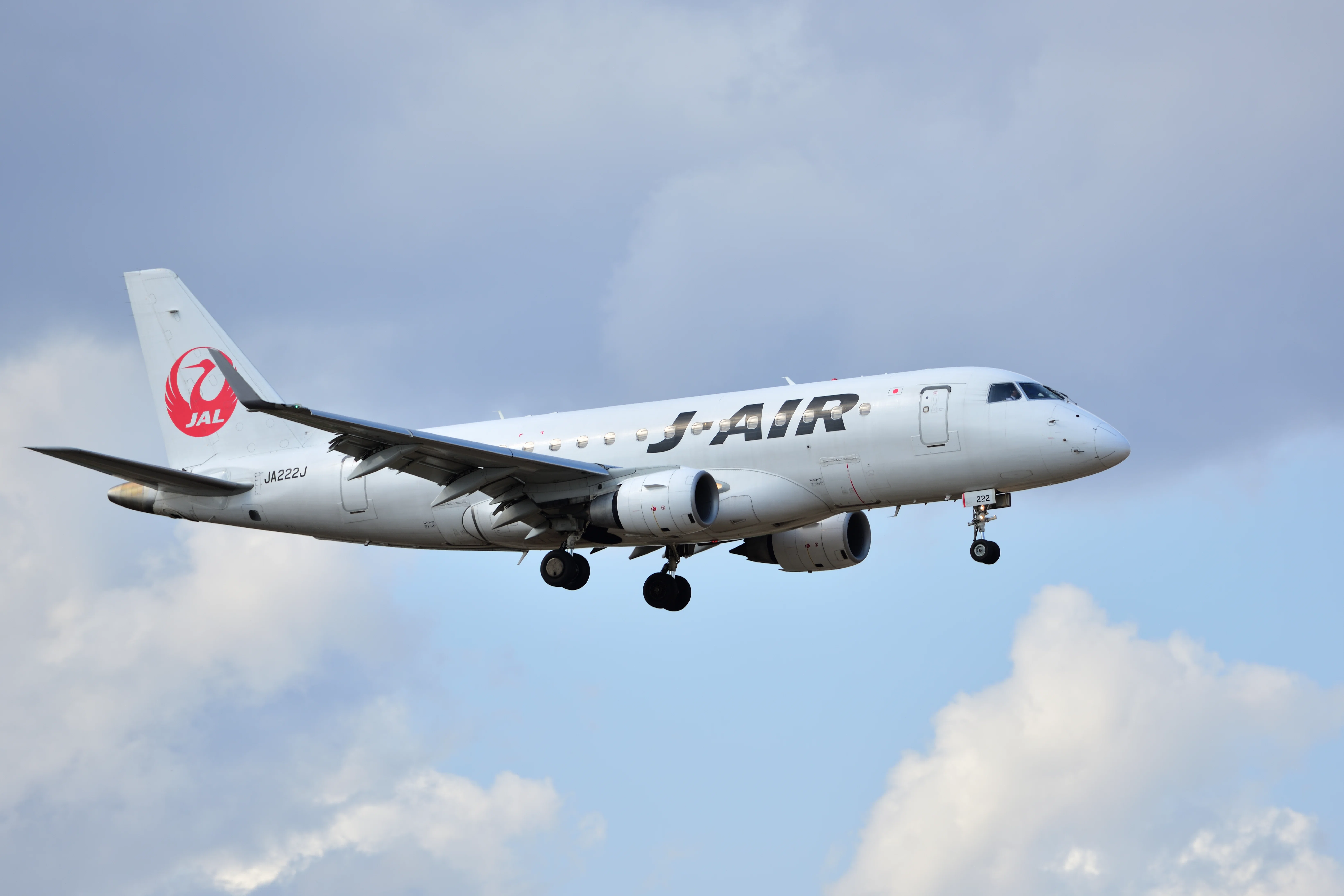 エンブラエル ERJ‑170‑100（ERJ‑170STD）｜光と風のアルバム