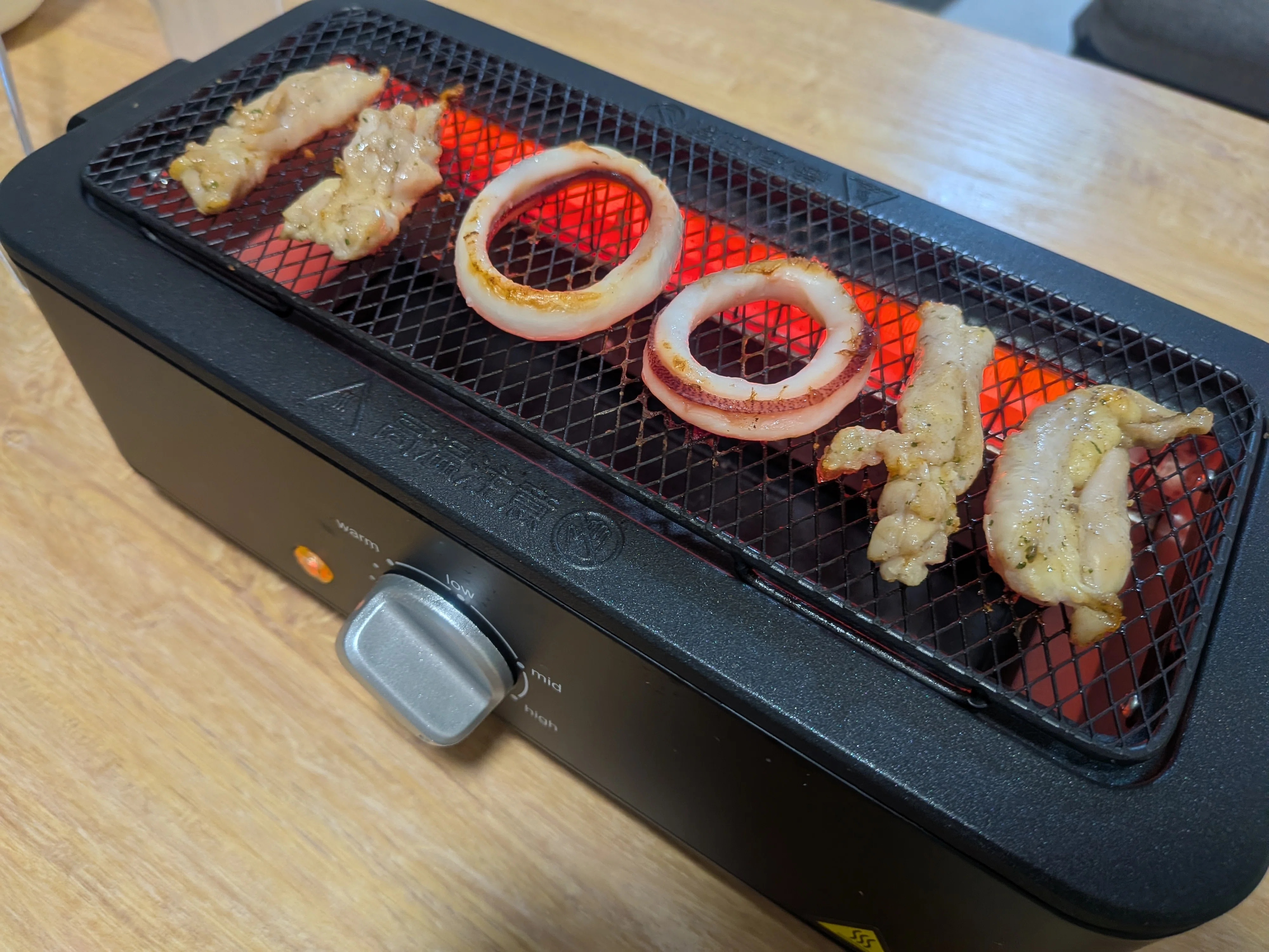電気七輪で夜な夜な何かを焼いて呑む｜marumaru｜ほぼ酒日記