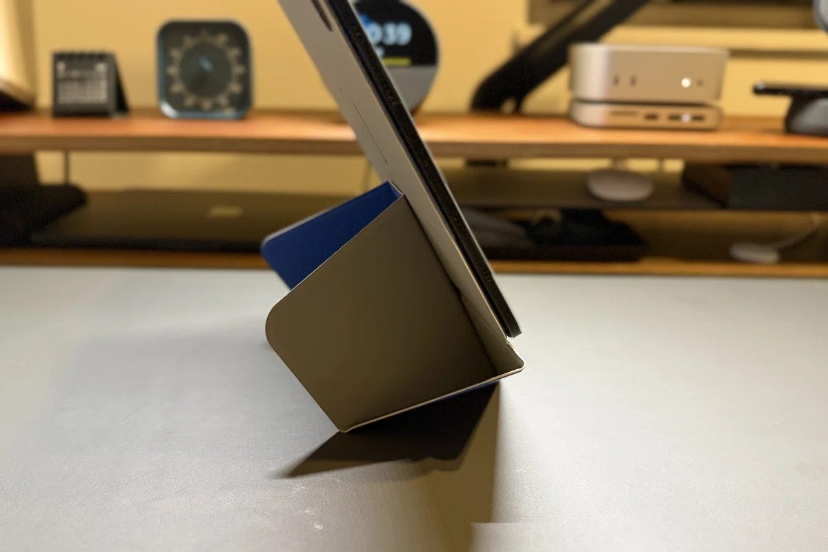 MOFTダイナミックフォリオレビュー! 読書・動画・Apple Pencilが捗るiPadフローティングケース