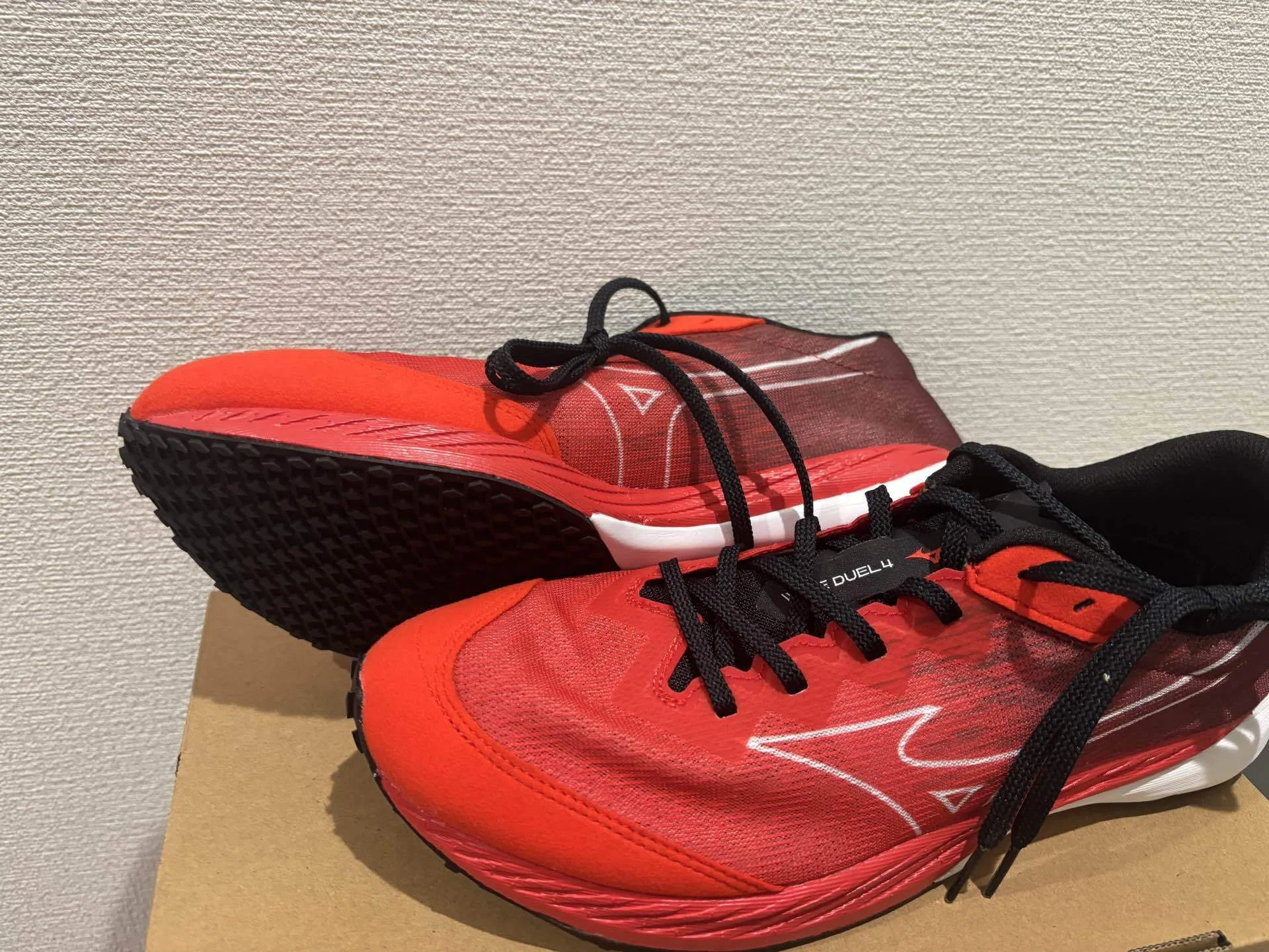 Mizuno ウェーブデュエル　4 MIZUNOウェーブデュエル4を1ヶ月使ってみた感想：2026.05｜おかもん