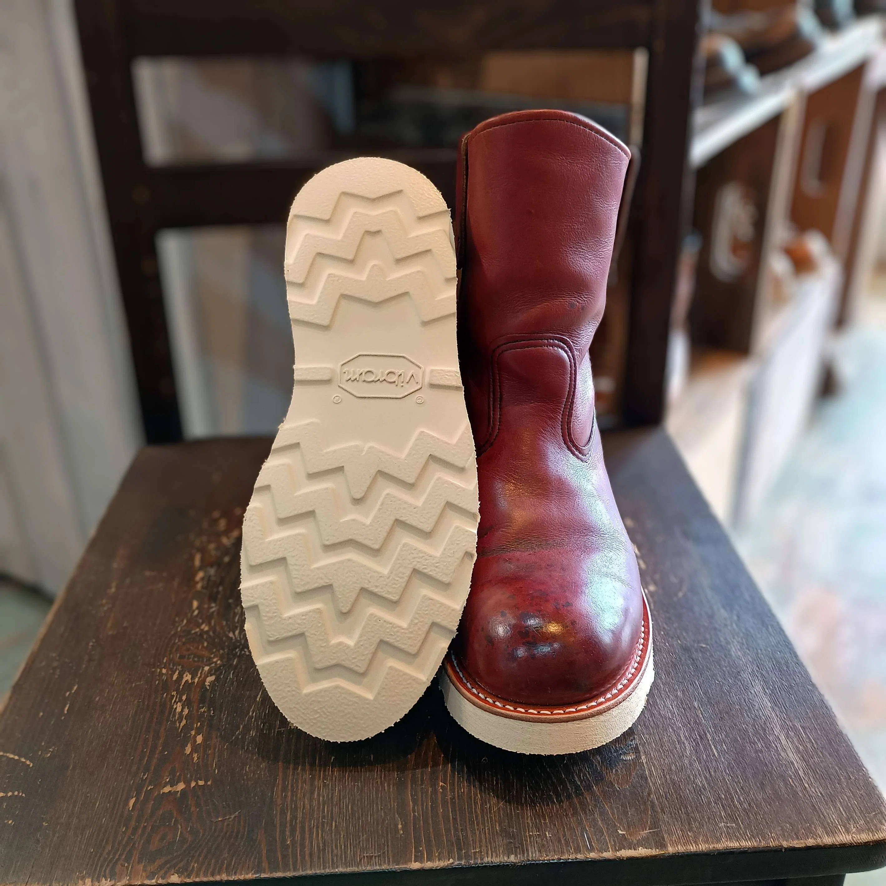 Resole/ソールカスタム】Red Wing#2276+vibram#4014｜CREA Repair