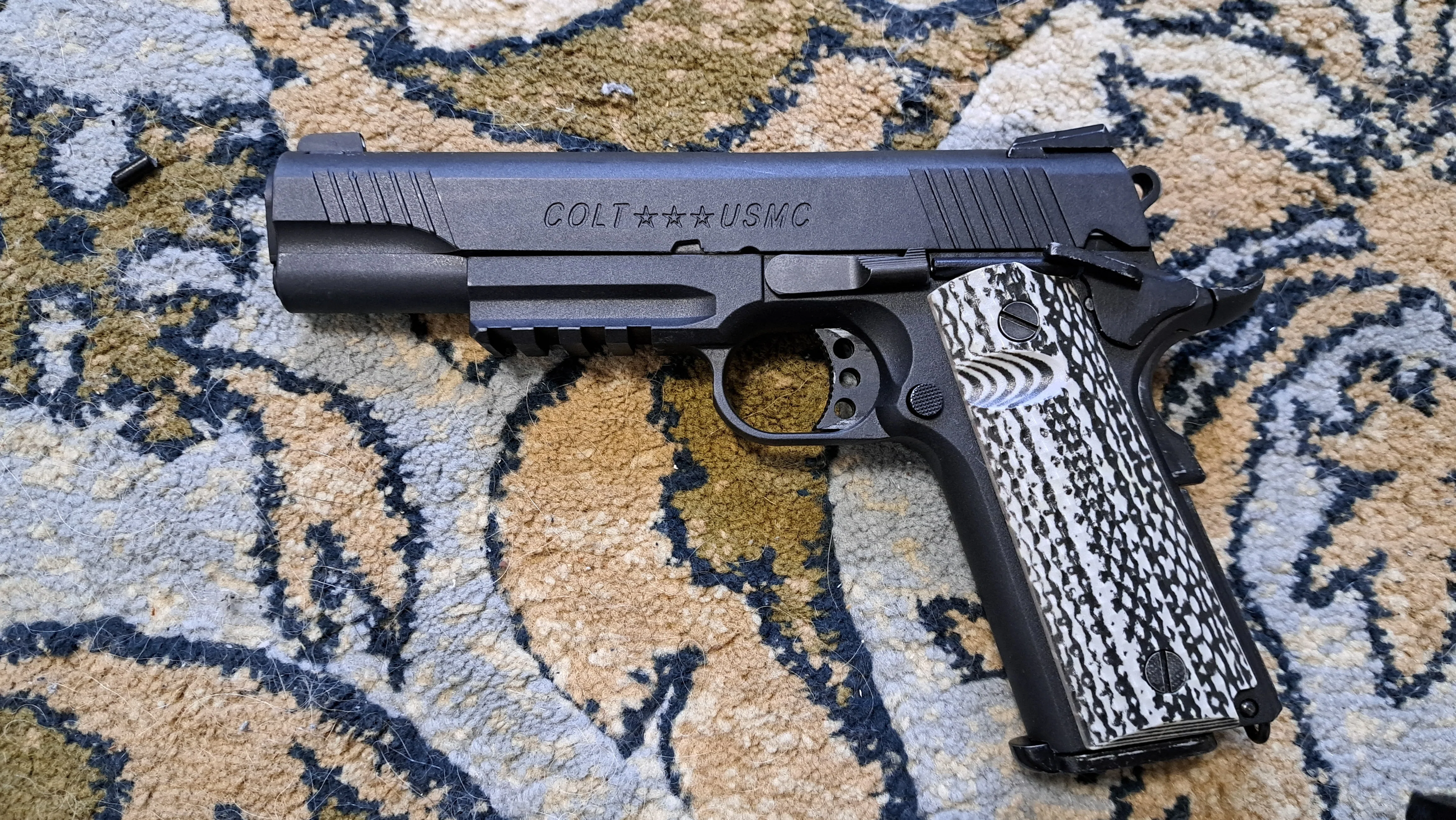 BATON COLT M45A1 BM-45 CO2GBB ガスガン ガスブロ レビュー｜郭公
