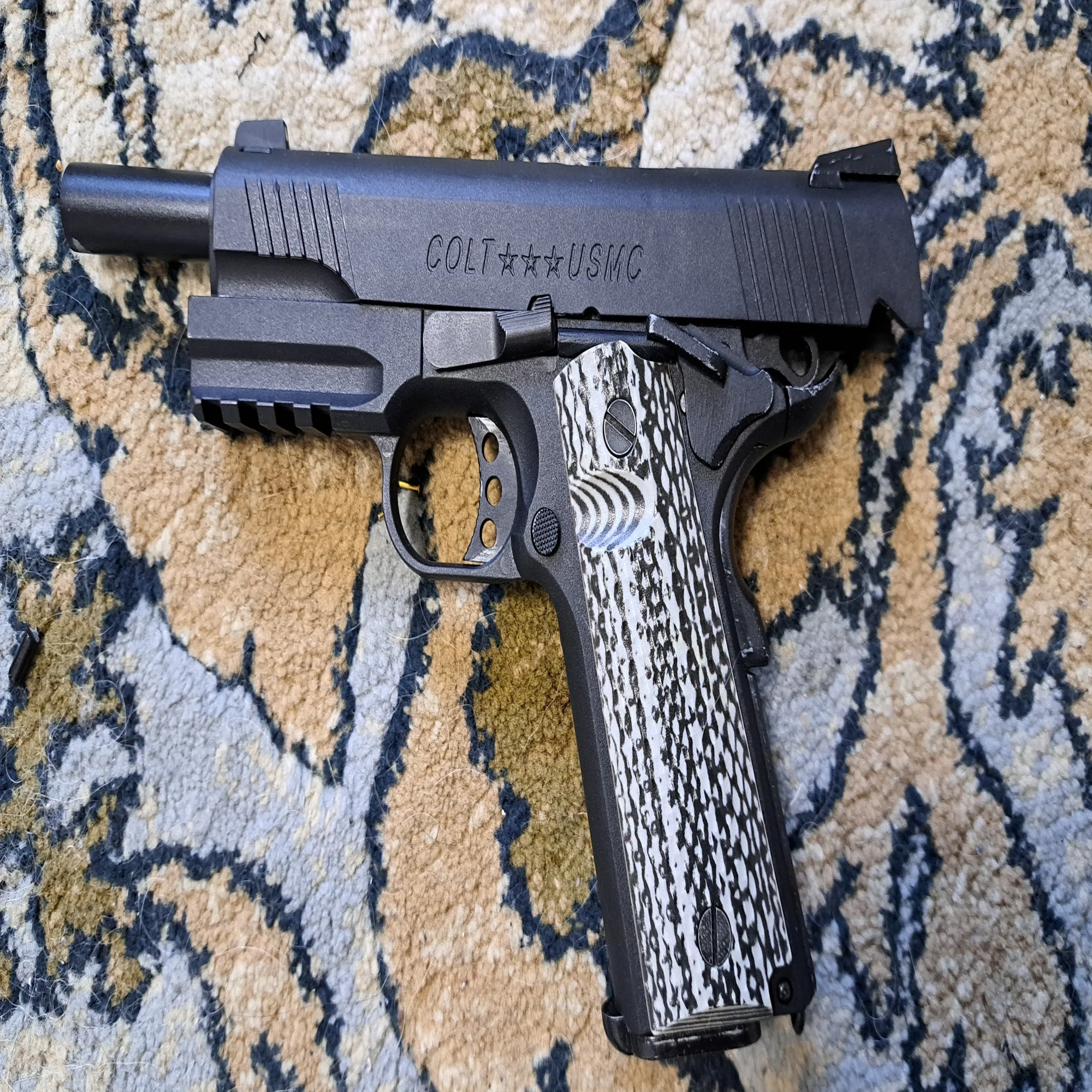BATON COLT M45A1 BM-45 CO2GBB ガスガン ガスブロ レビュー｜郭公