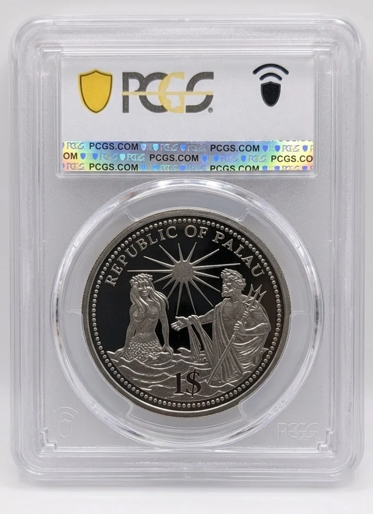 魅惑のカラーコイン】1994年 パラオ独立記念 1ドル硬貨（オウムガイ