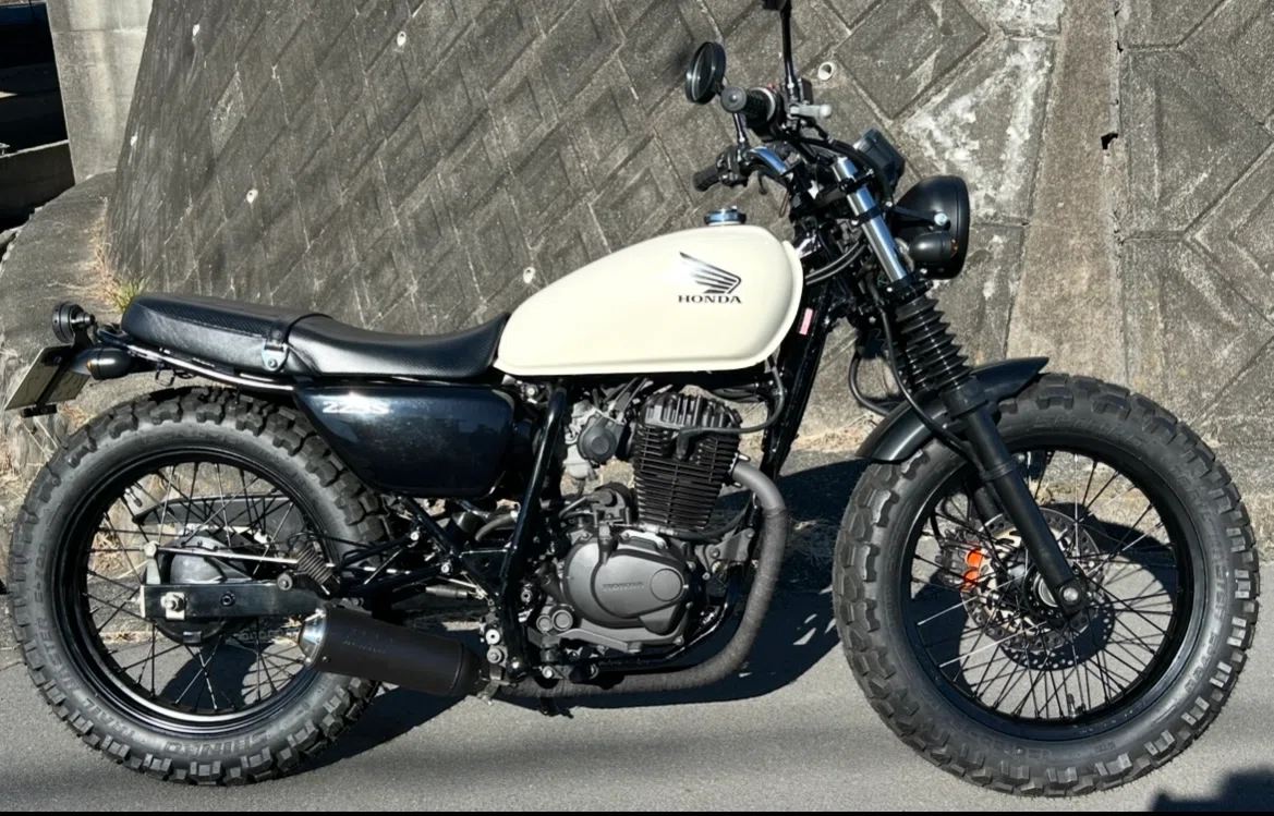 CB223Sのタンクをアドベンチャーブルーメタリック化！｜KOJI