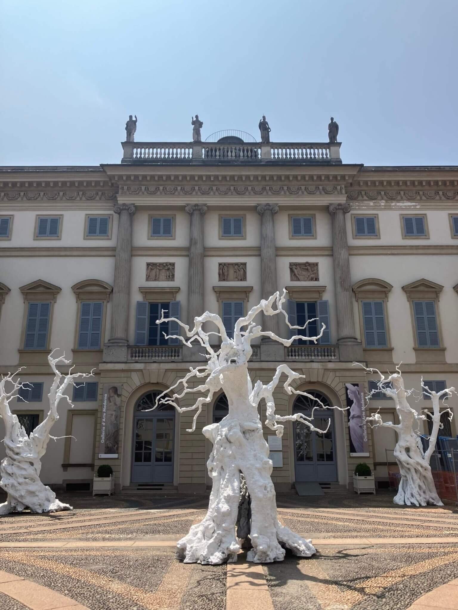 マッシミリアーノ・アダミ　イタリア製　オブジェ　前衛アート　現代アート 2年ぶりのミラノはやっぱりお洒落だった！【Vol.2美術館編】｜Mihoko