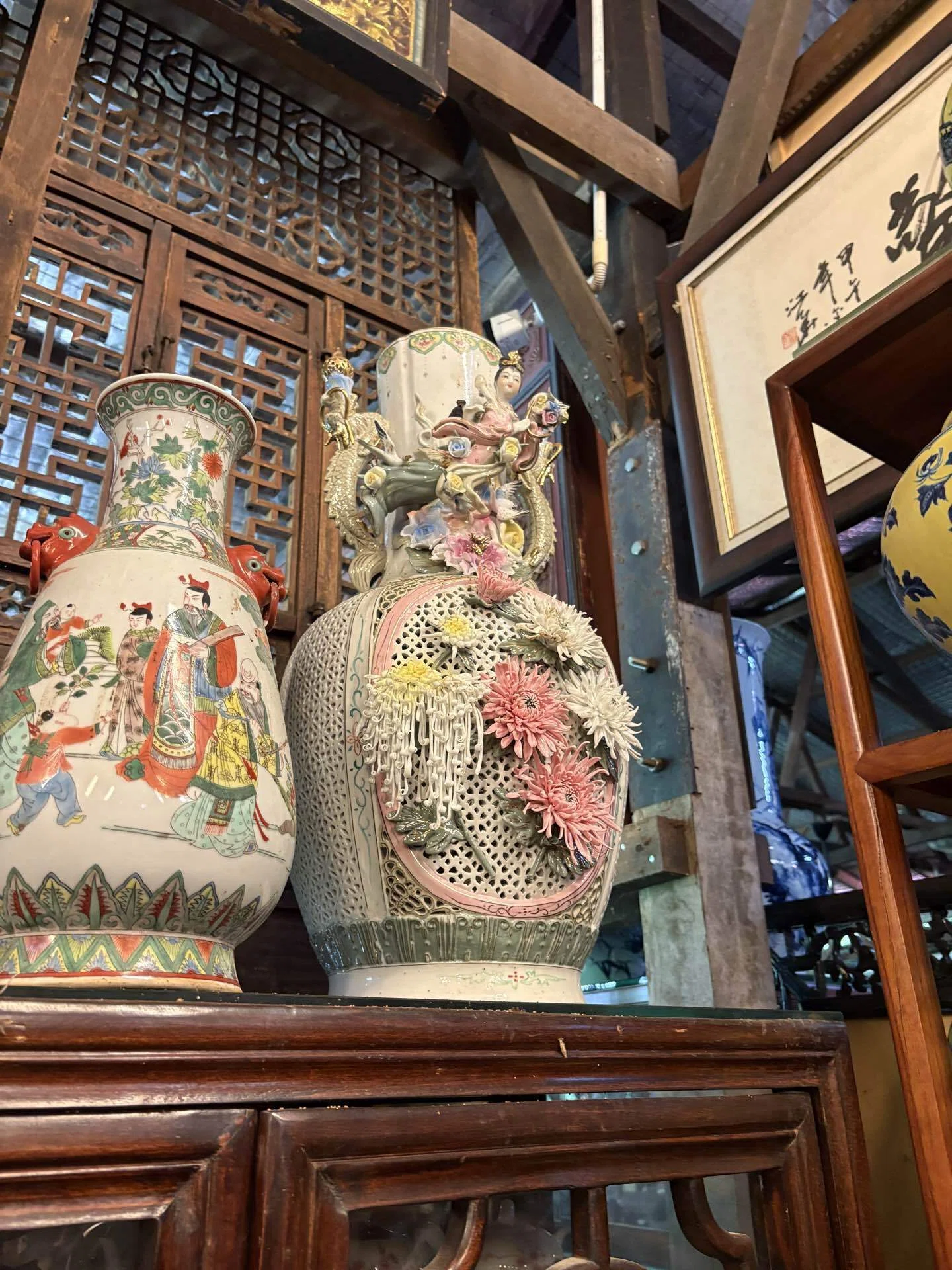 中国陶器 ここは博物館ですか？」Thow Kwang Pottery Jungleで出会った陶器の
