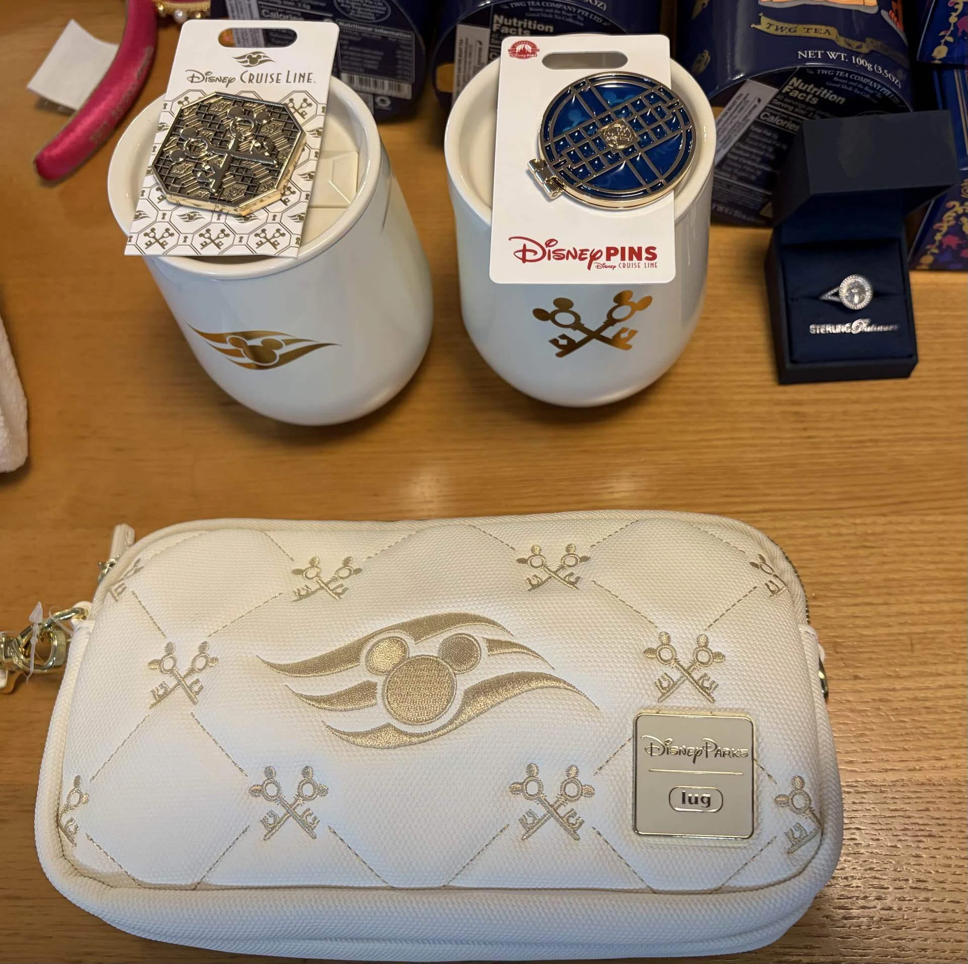 Disney Adventure体験記⑨ 購入したお土産たちを一気に紹介｜Normally