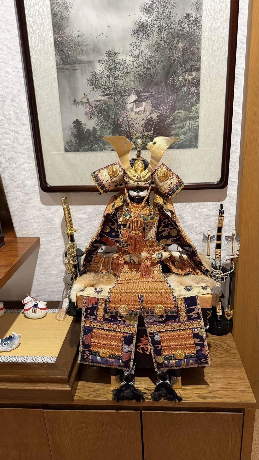 ☆兜鎧飾り　端午の節句 端午の節句によせて 初節句を迎えられたご家族の皆さま、心よりお祝い