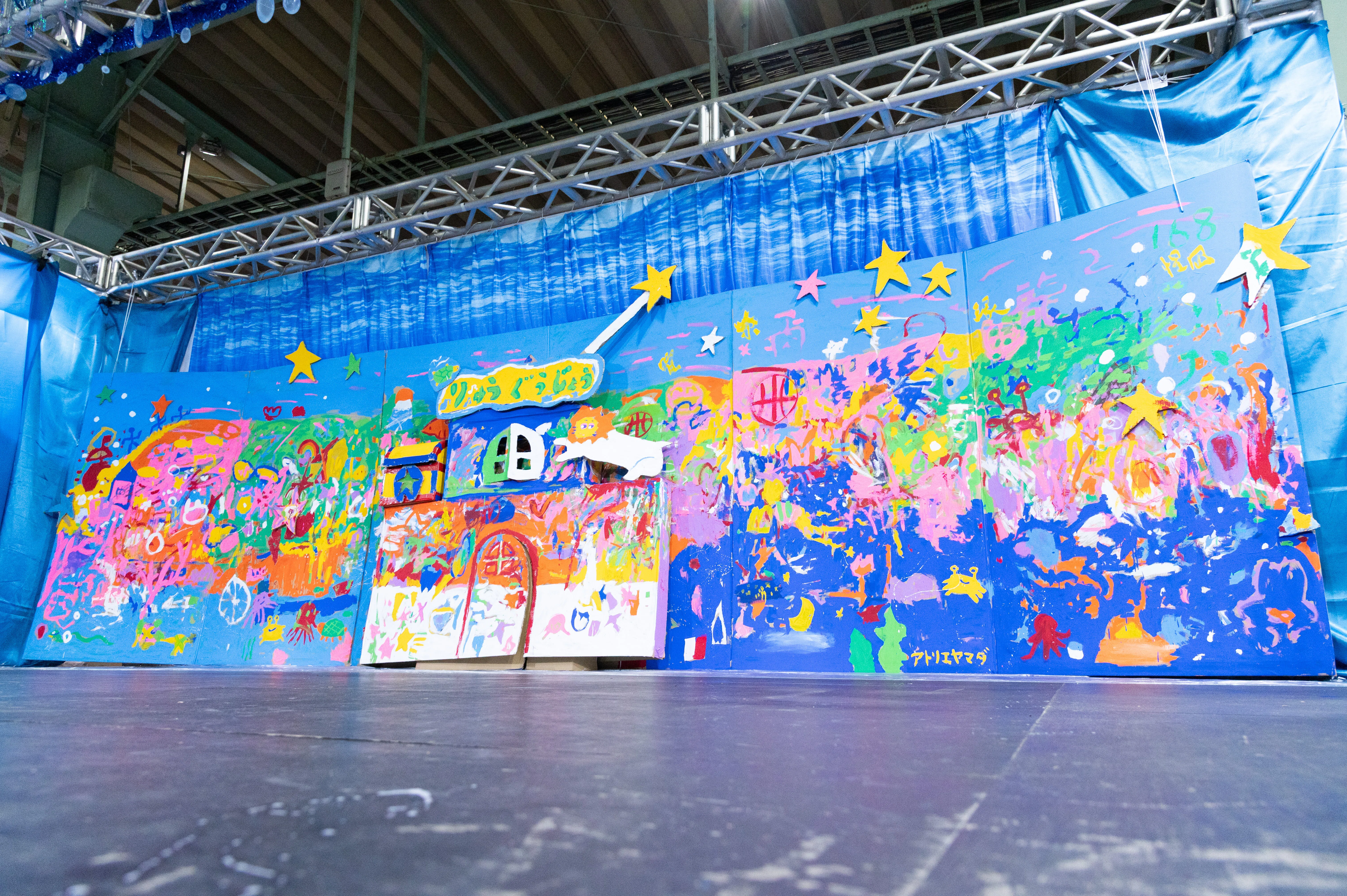 越前リョーマ　キャンバスアート GWイベントレポート｜狭山スキー場で巨大ダンボールペインティングを