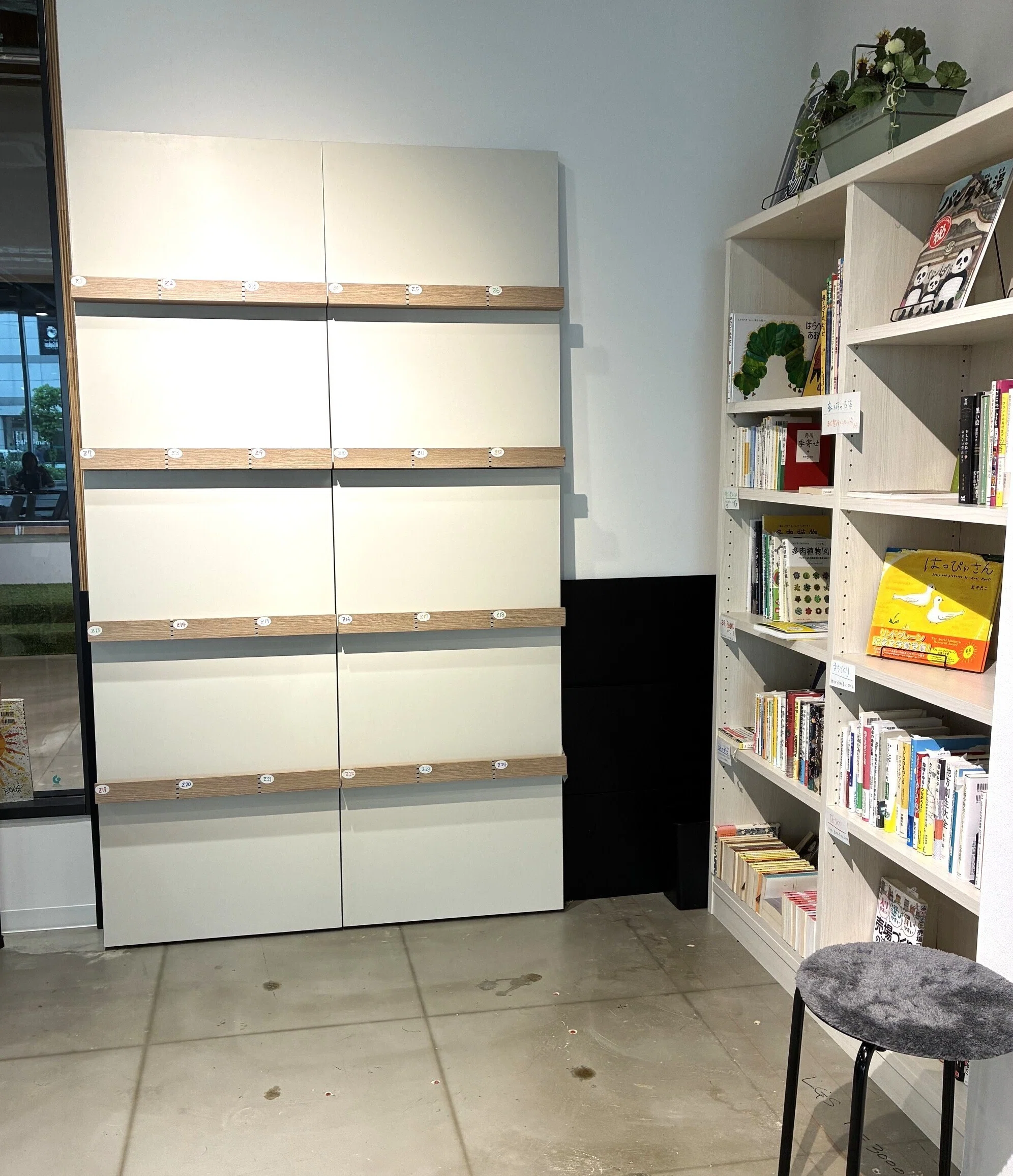 ZINEラック会員募集を開始します｜面陳｜port books｜ポートブックス