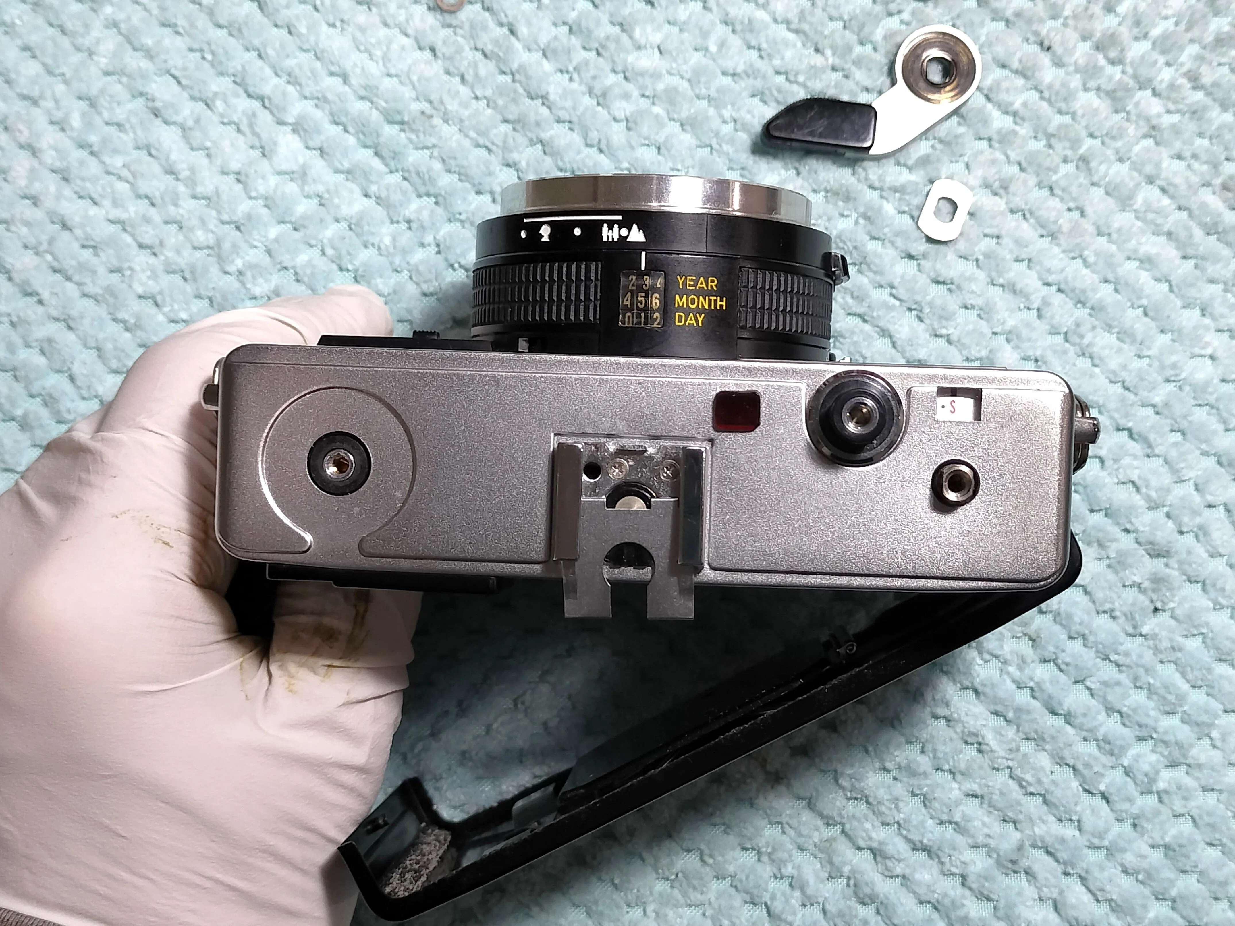 Canon Datematicの分解｜フィルムカメラ修理のアクアカメラ