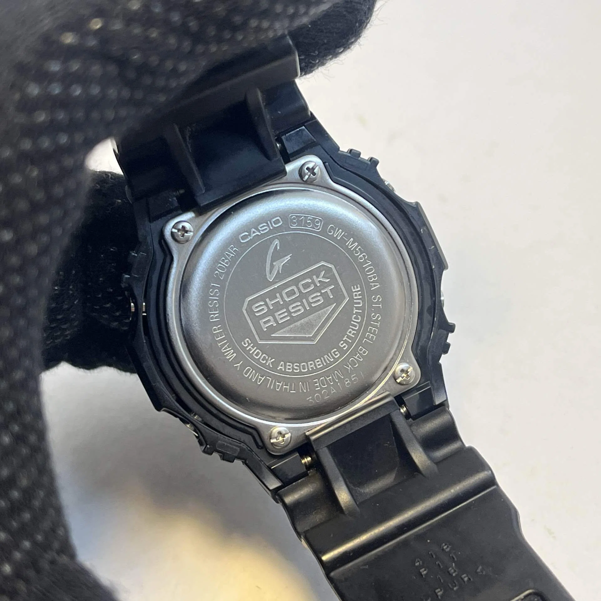 レビュー】漆黒に宿る青。G-SHOCK「GW-M5610BA-1JF」が大人に似合う