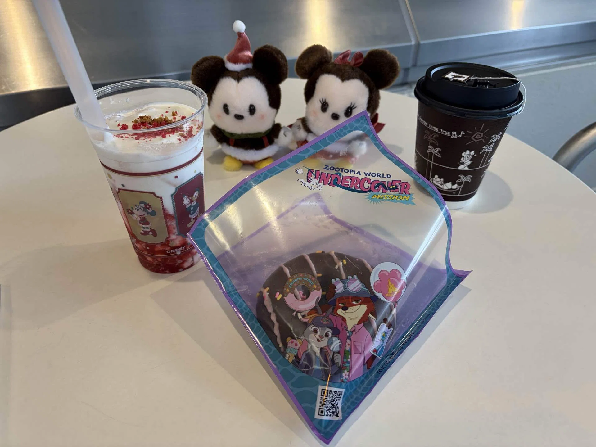 観劇とクリスマスディズニー1人旅②ディズニーランド編｜しの