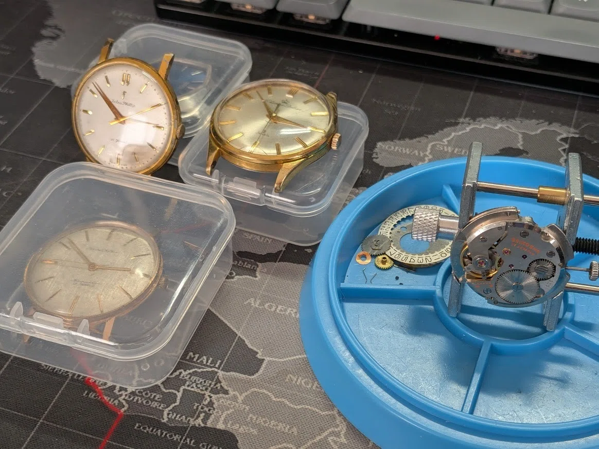 No.472 | Seiko | 15042 | 文字盤側に罠だらけな時計｜とある猫好き