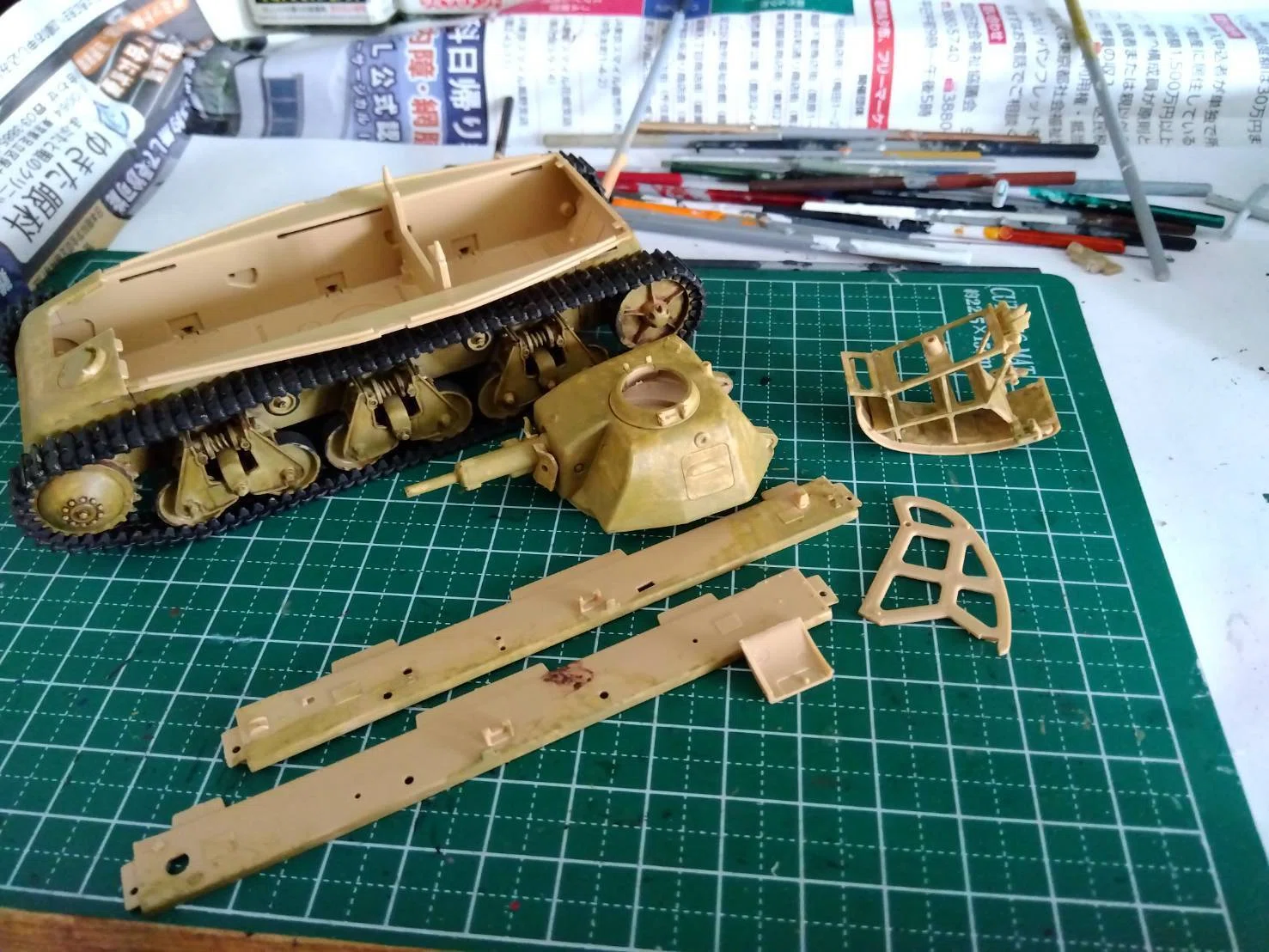 いつきさん、確認用 フランス軽戦車H39（タミヤ1/35 ）#4～どんどん塗っちゃうよ｜はりす筆