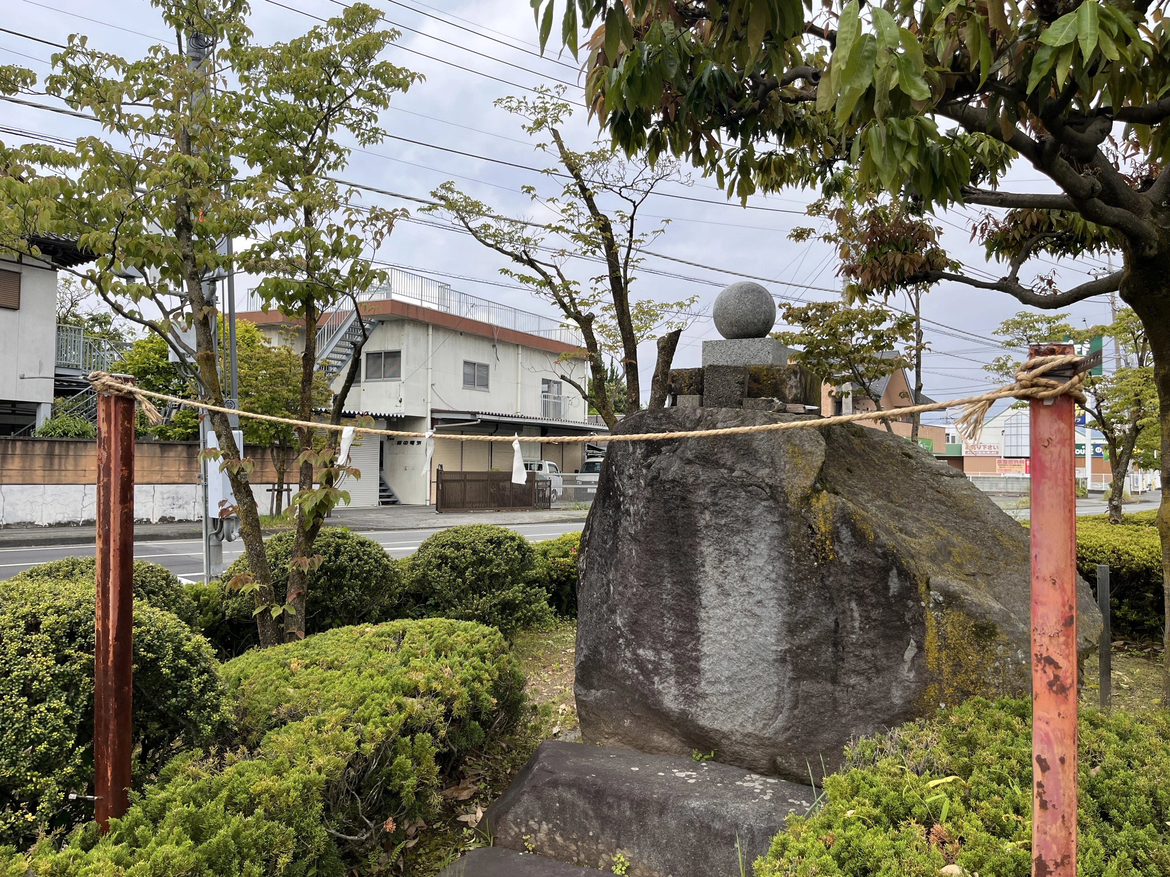丸石道祖神の秘密を追う～甲斐の国・竜と玉の叙事詩（山梨の都市伝説