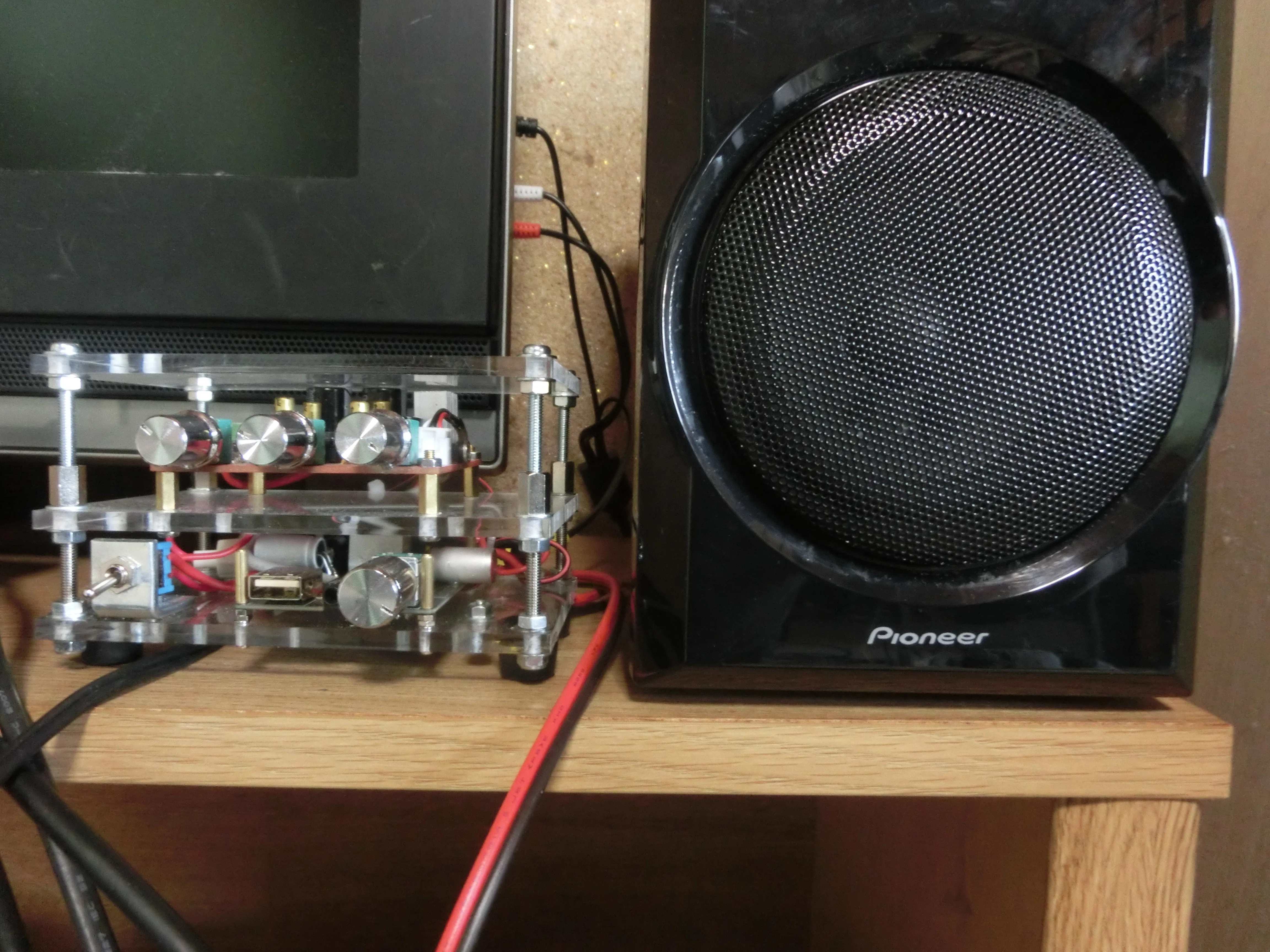 パイオニアの中古スピーカーのケーブルを交換して音を良くした