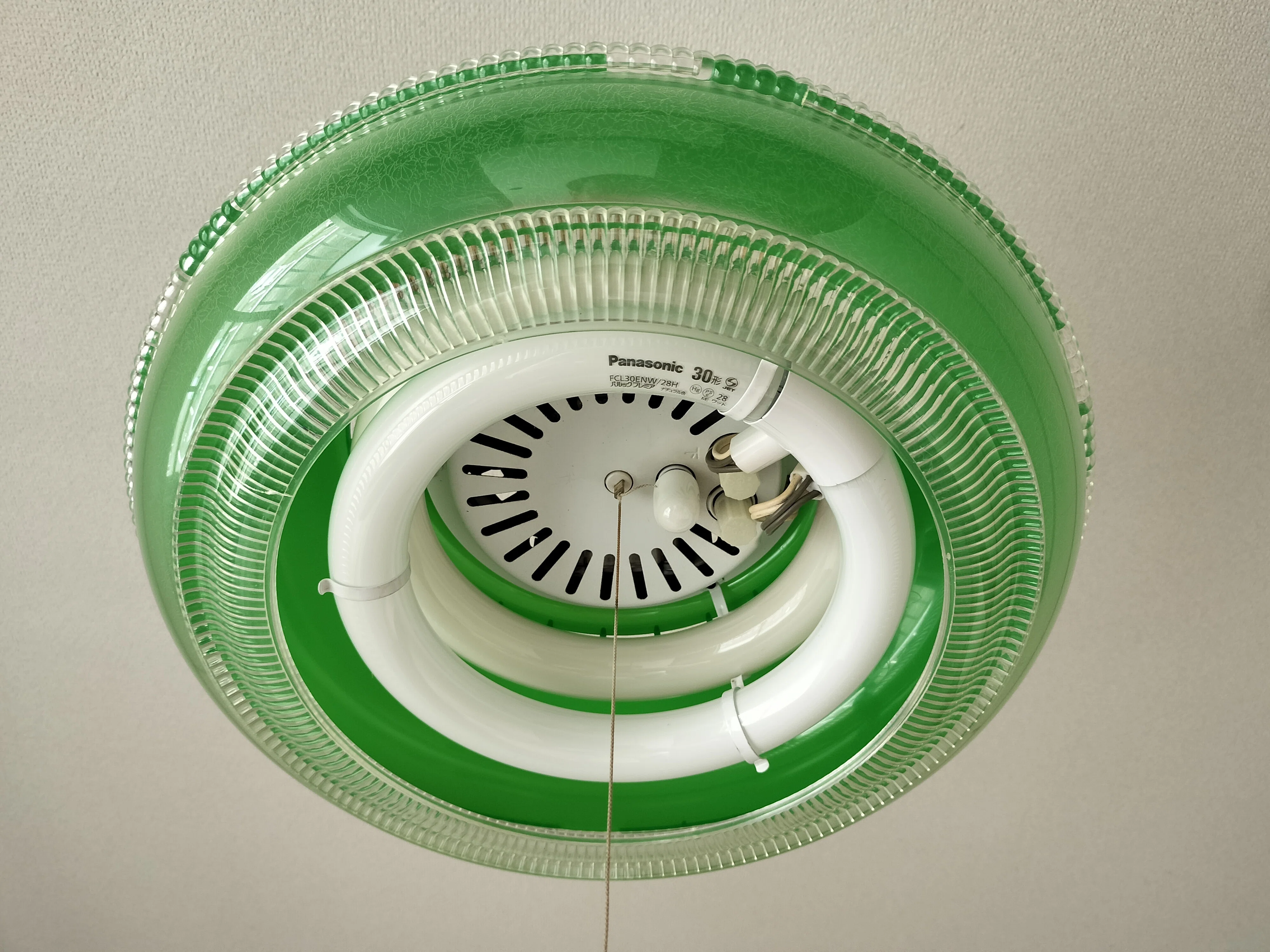 レトロ家電のすがた 吊り下げ蛍光灯具2点｜RYU KASA
