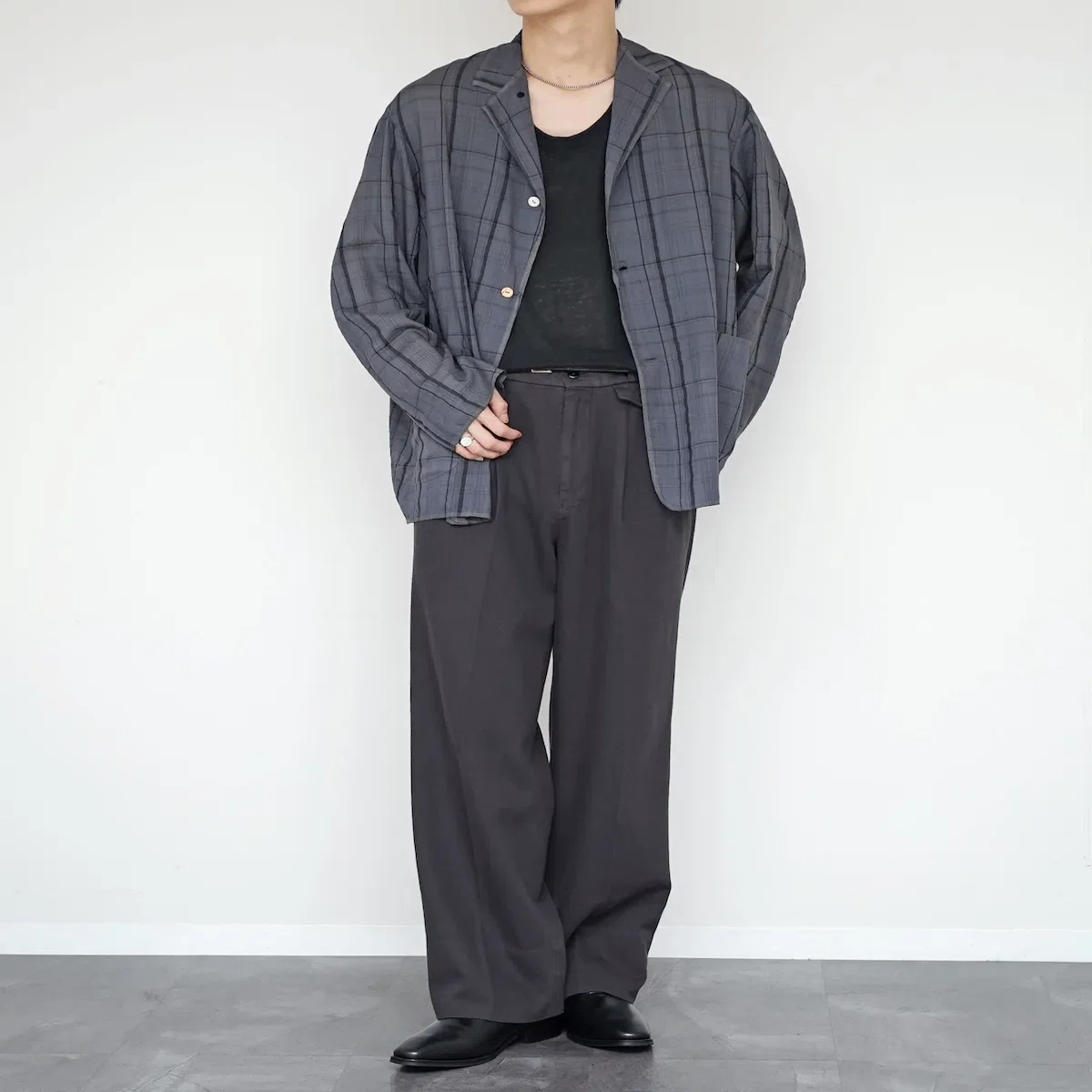 肌から離れるような着心地。MAATEE&SONSの