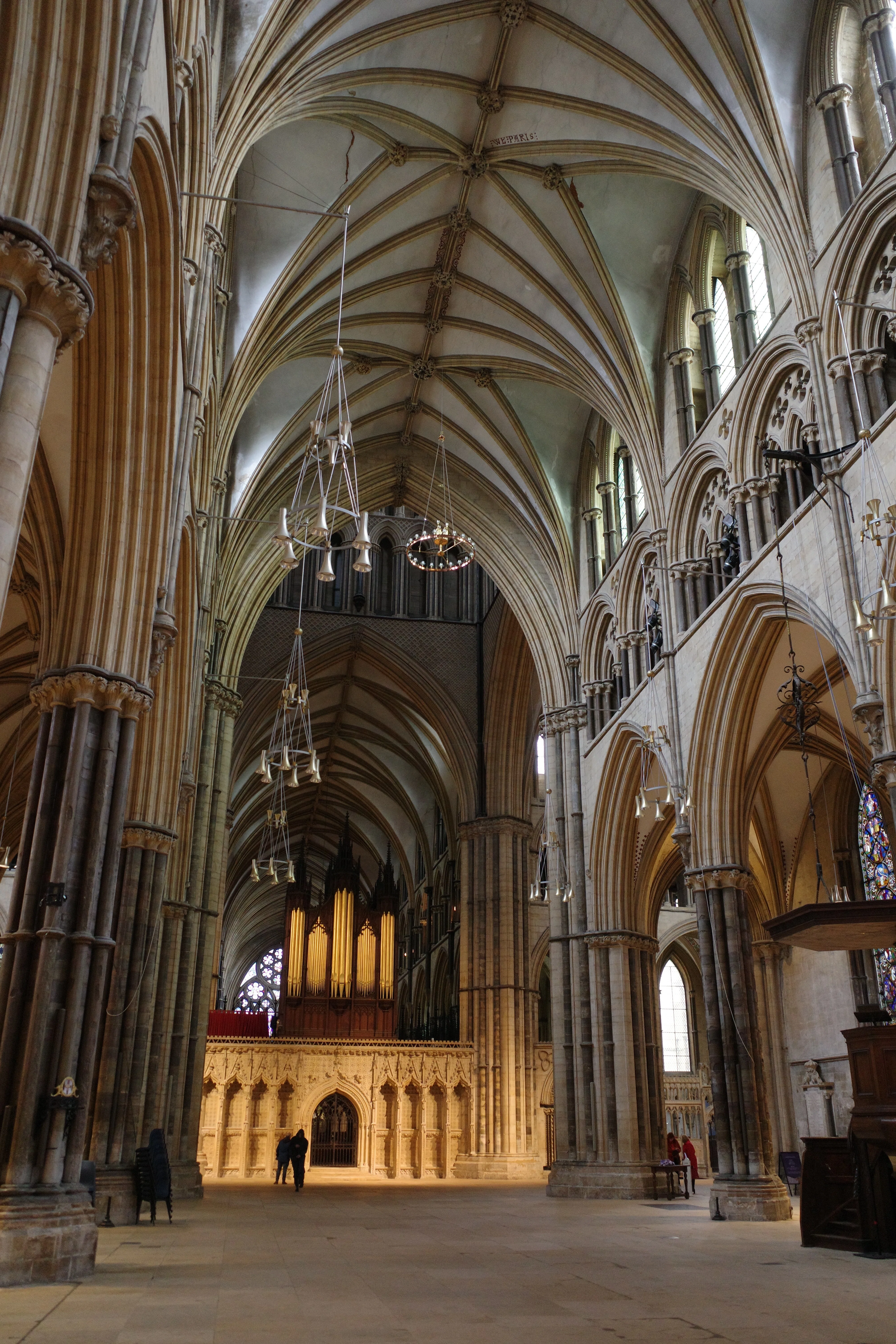 イギリスの大聖堂】リンカン大聖堂/Lincoln Cathedral｜Taku