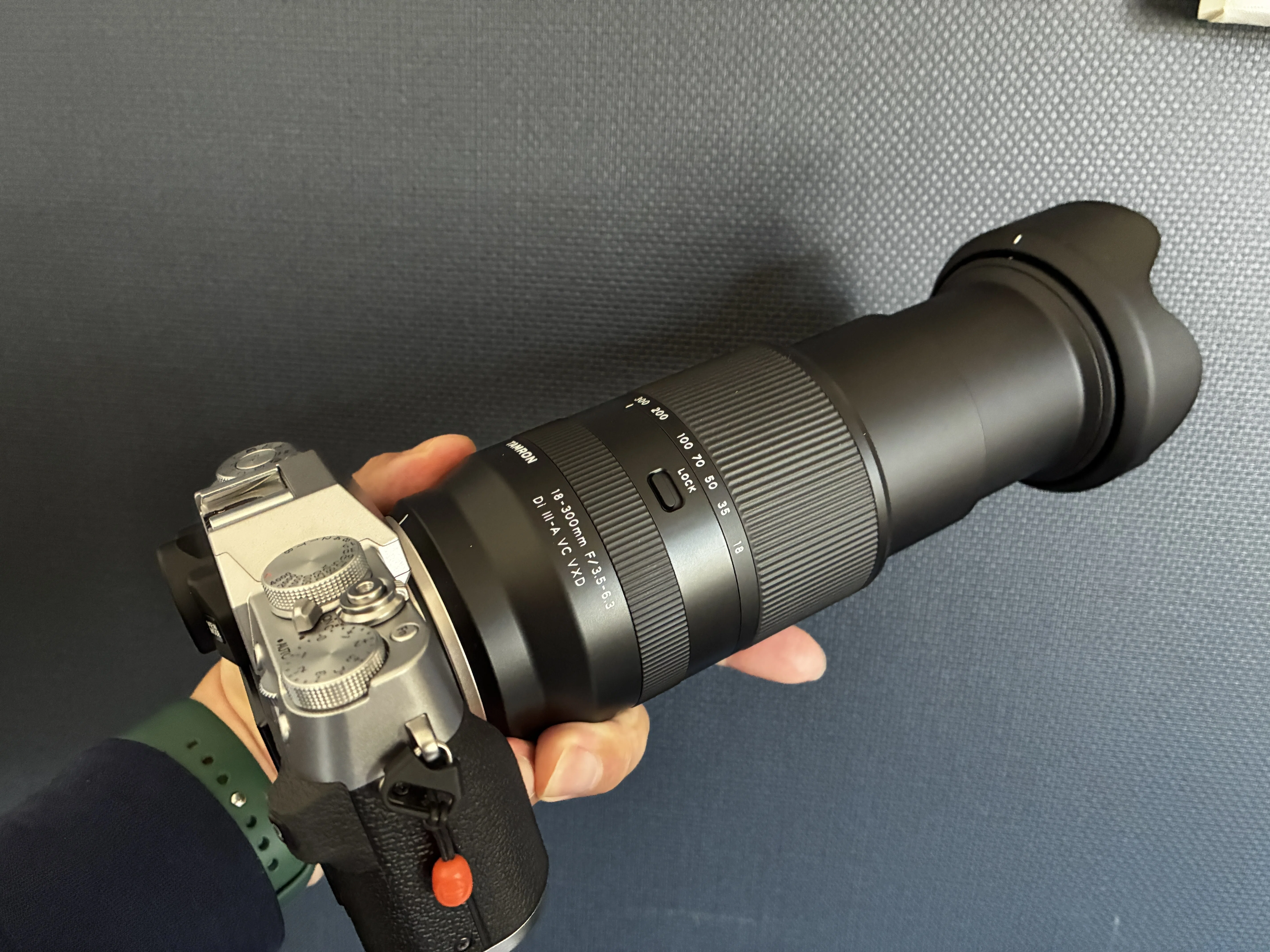 FUJIFILM X-T30ⅢにTAMRON 18-300mm F/3.5-6.3 Di III-A VC VXD (Model