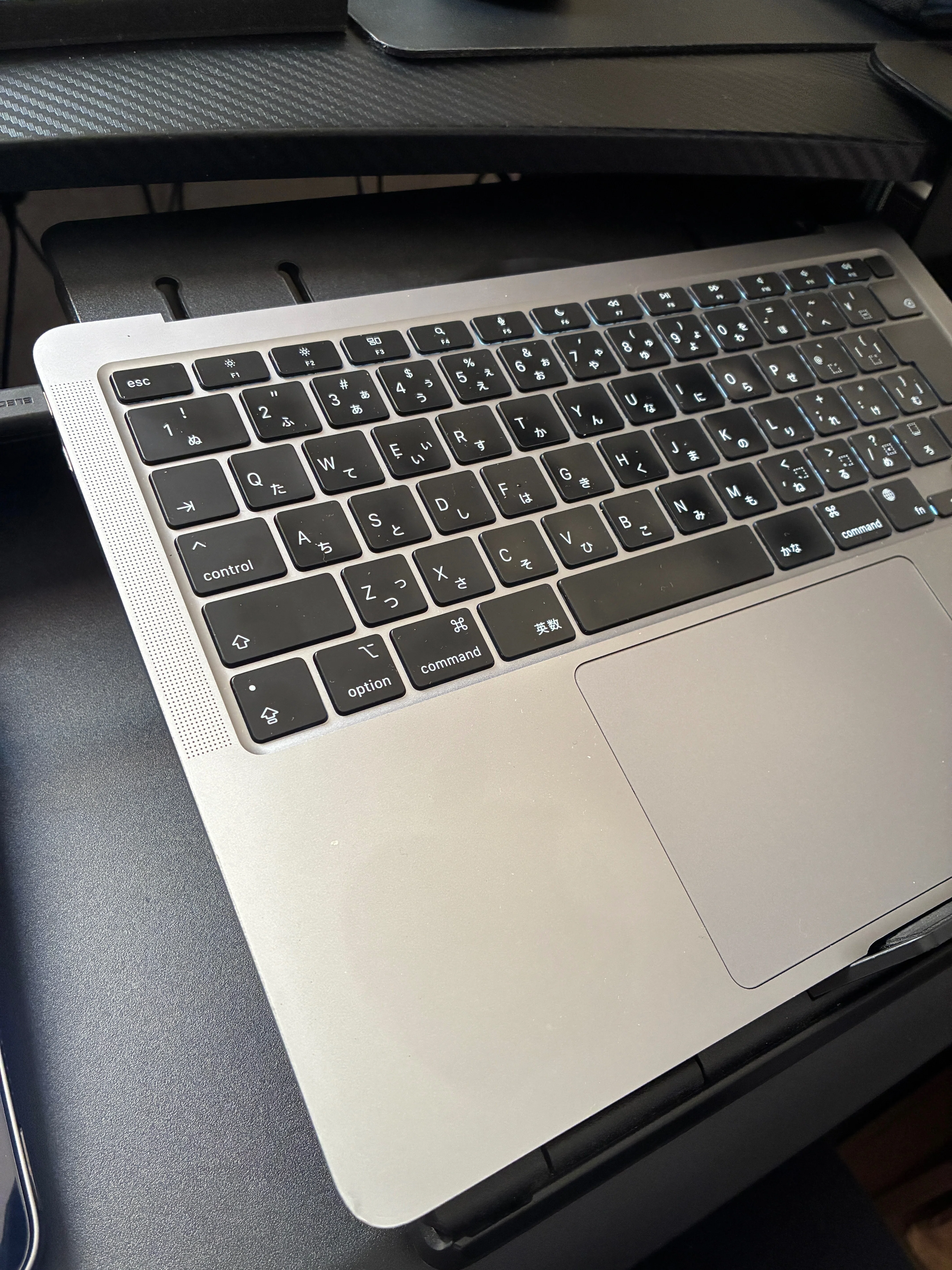 MacBook Pro M1 スラブトップ M1 MacBook Airをスラブトップ化してみた｜KUO212(VRC垢)