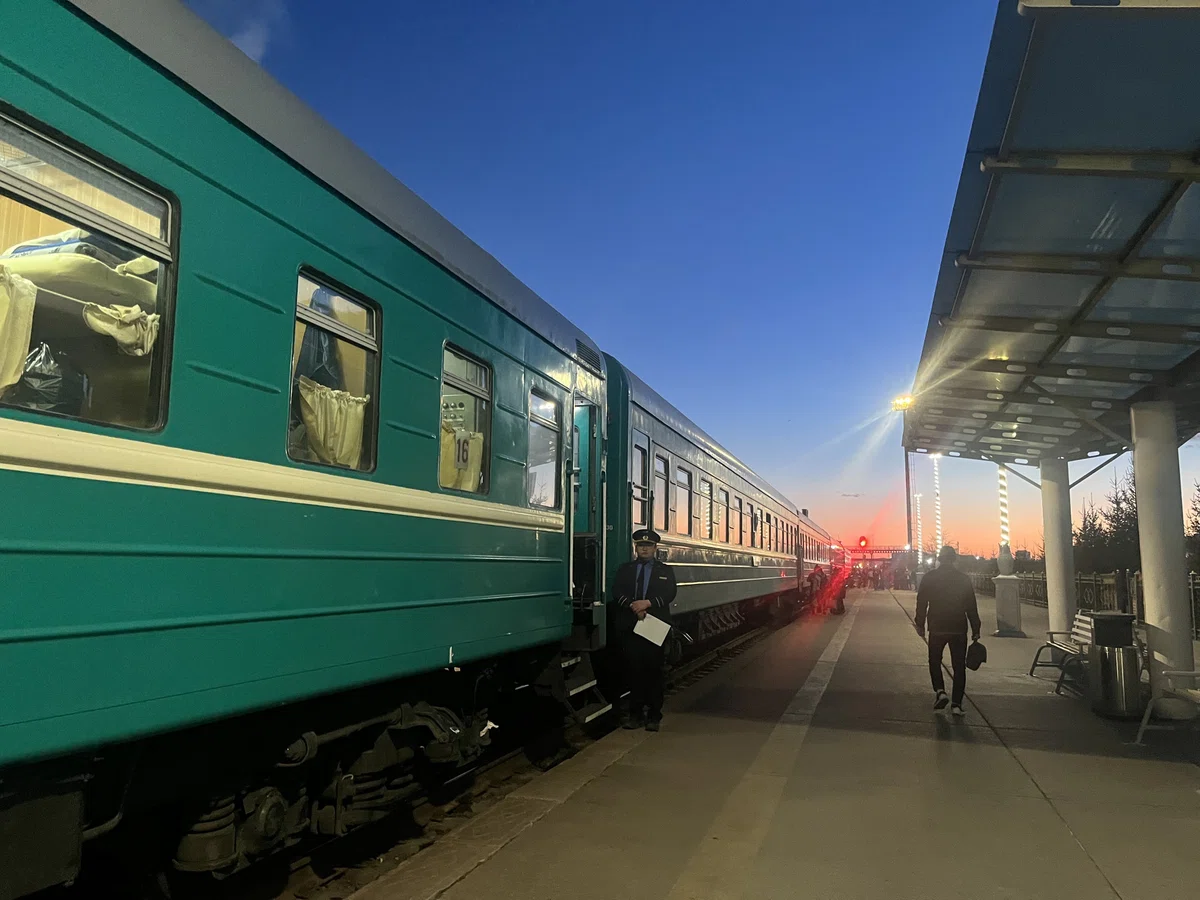 鉄道 大陸鉄道 ウランバートル