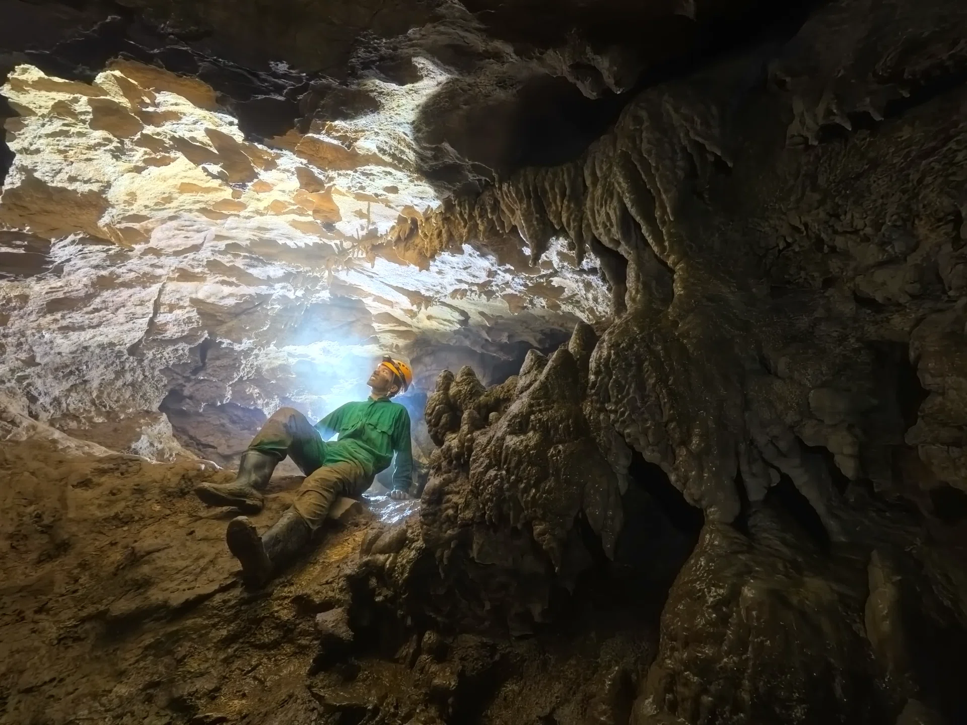 Aichi Prefecture, Toei Town | Enjoy a Serious Cave Exploration