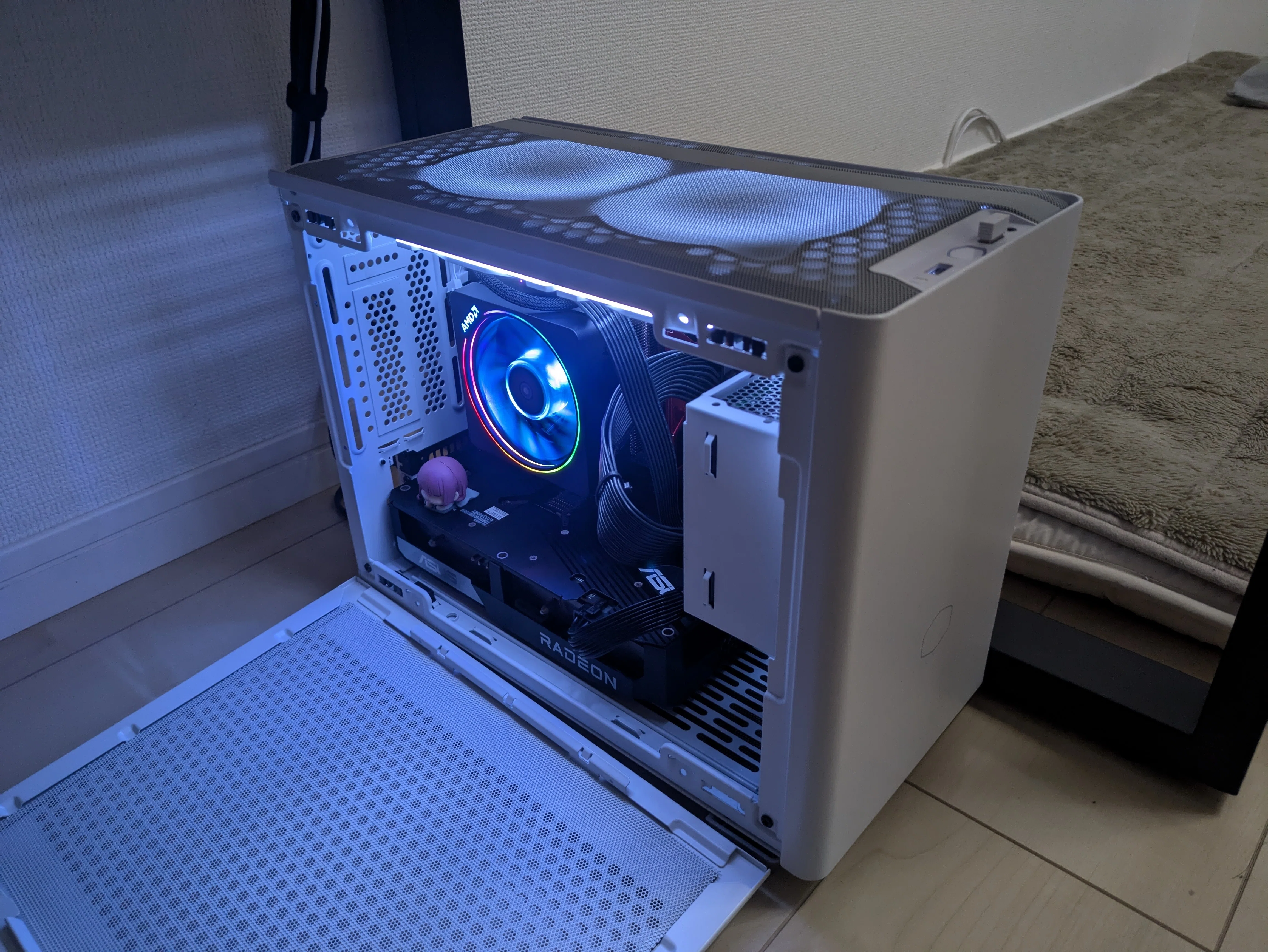 Cooler Master NR200とMicro-ATXマザーボードで小型自作PCを組んでみた