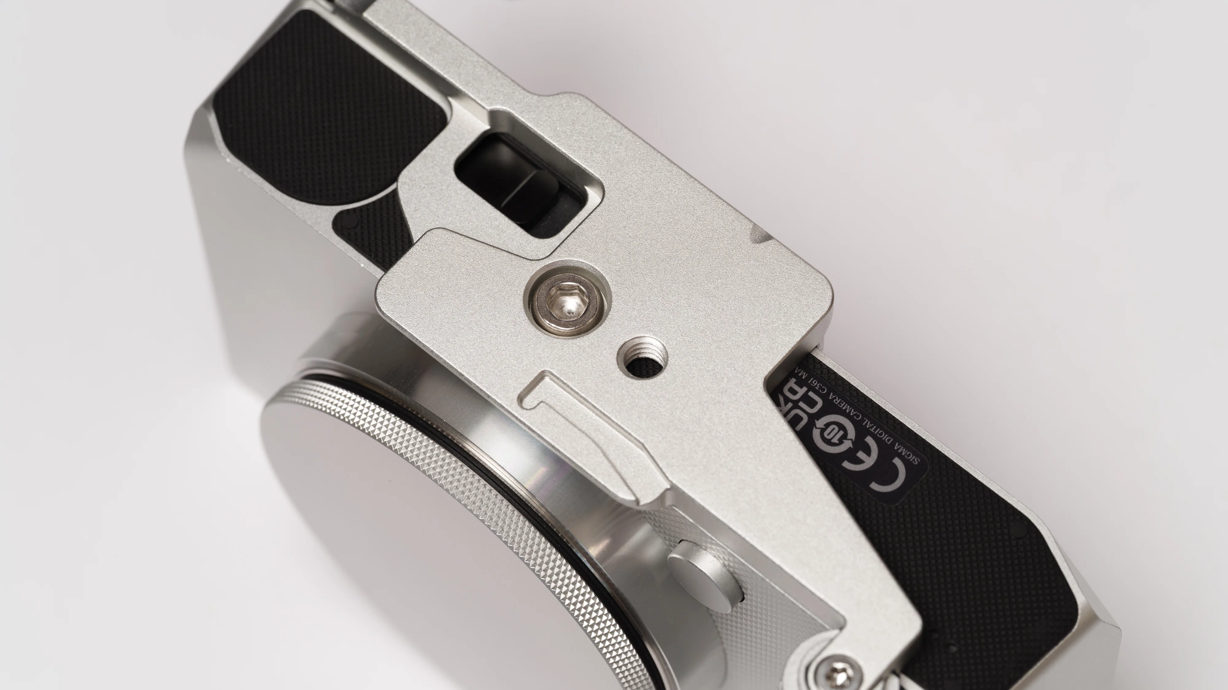 Sigma BF 用のボトムプレートを作った｜Takuma