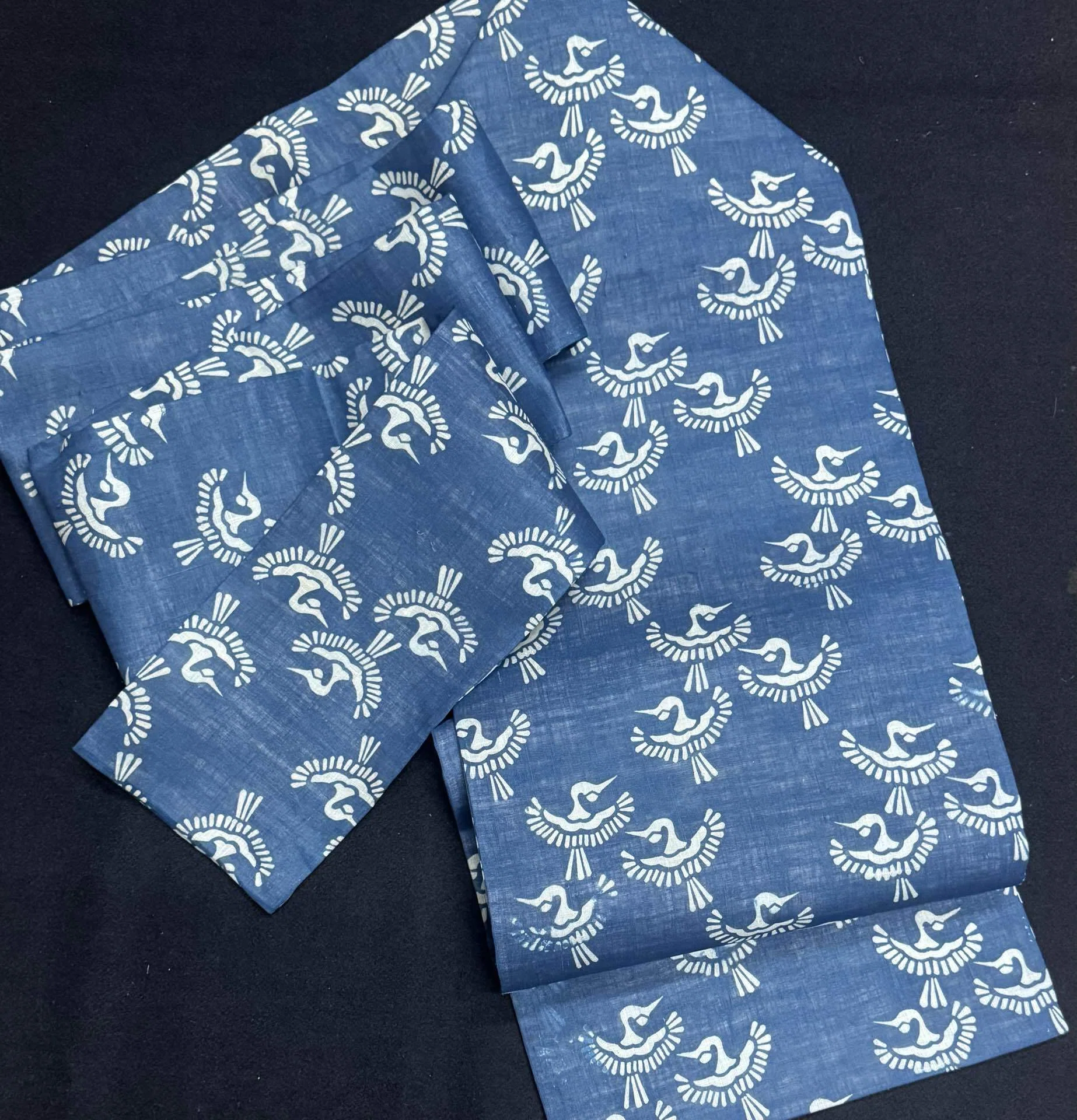 麻の藍染の型染めの全通名古屋帯　m4064 ☆麻藍染の型染めの全通名古屋帯m4064 麻の藍染の