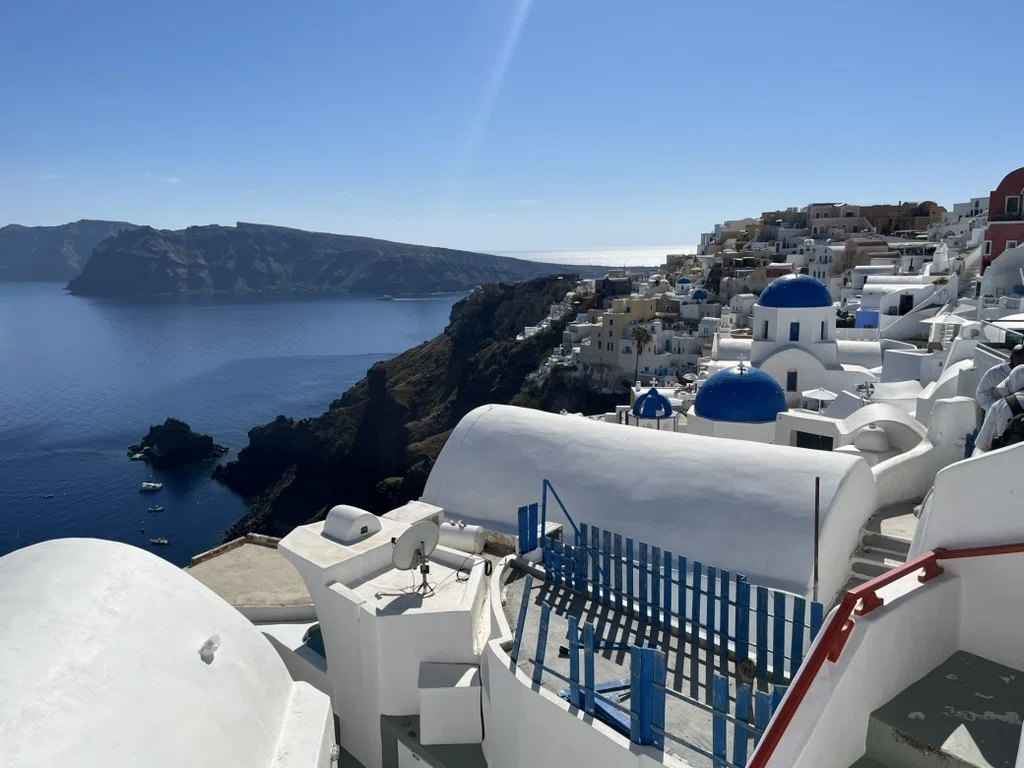 2026年GW】ギリシャ・スペイン周遊ハネムーン①：青と白の絶景