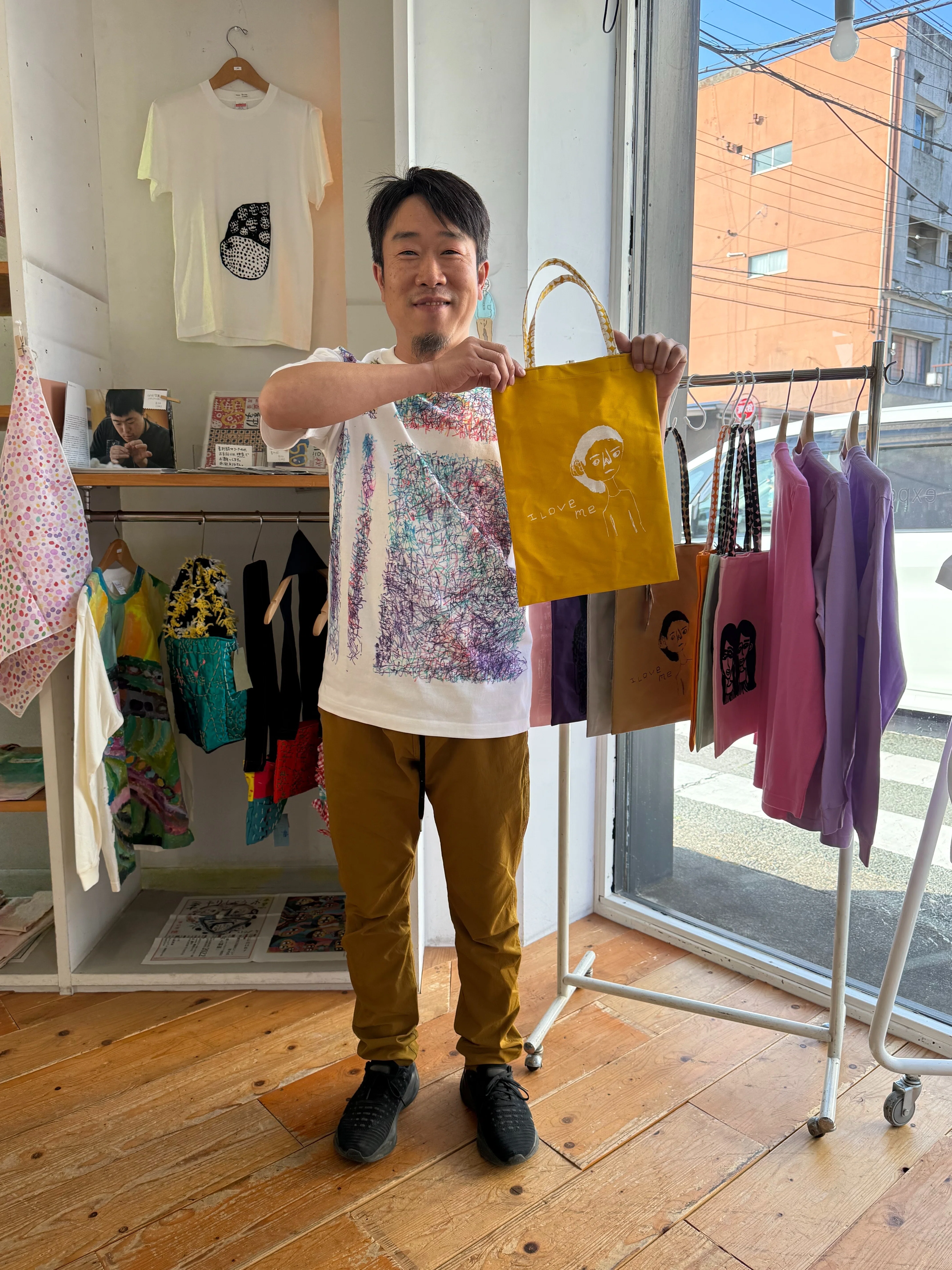 OPEN――しょうぶ学園で、暮らしと作品の境目が消えた日｜藤野貴教（overQ）