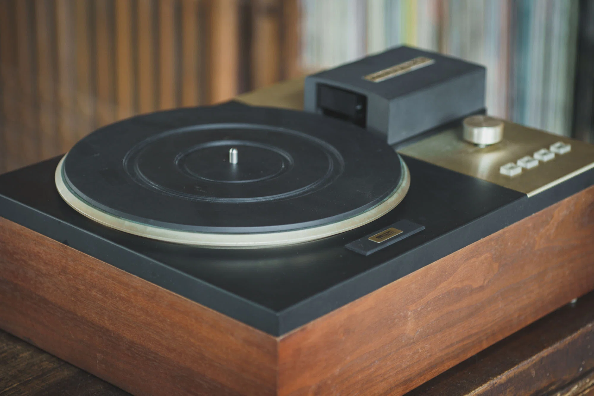 Marantz SLT-12Uというレコードプレーヤーについて｜t shimizu