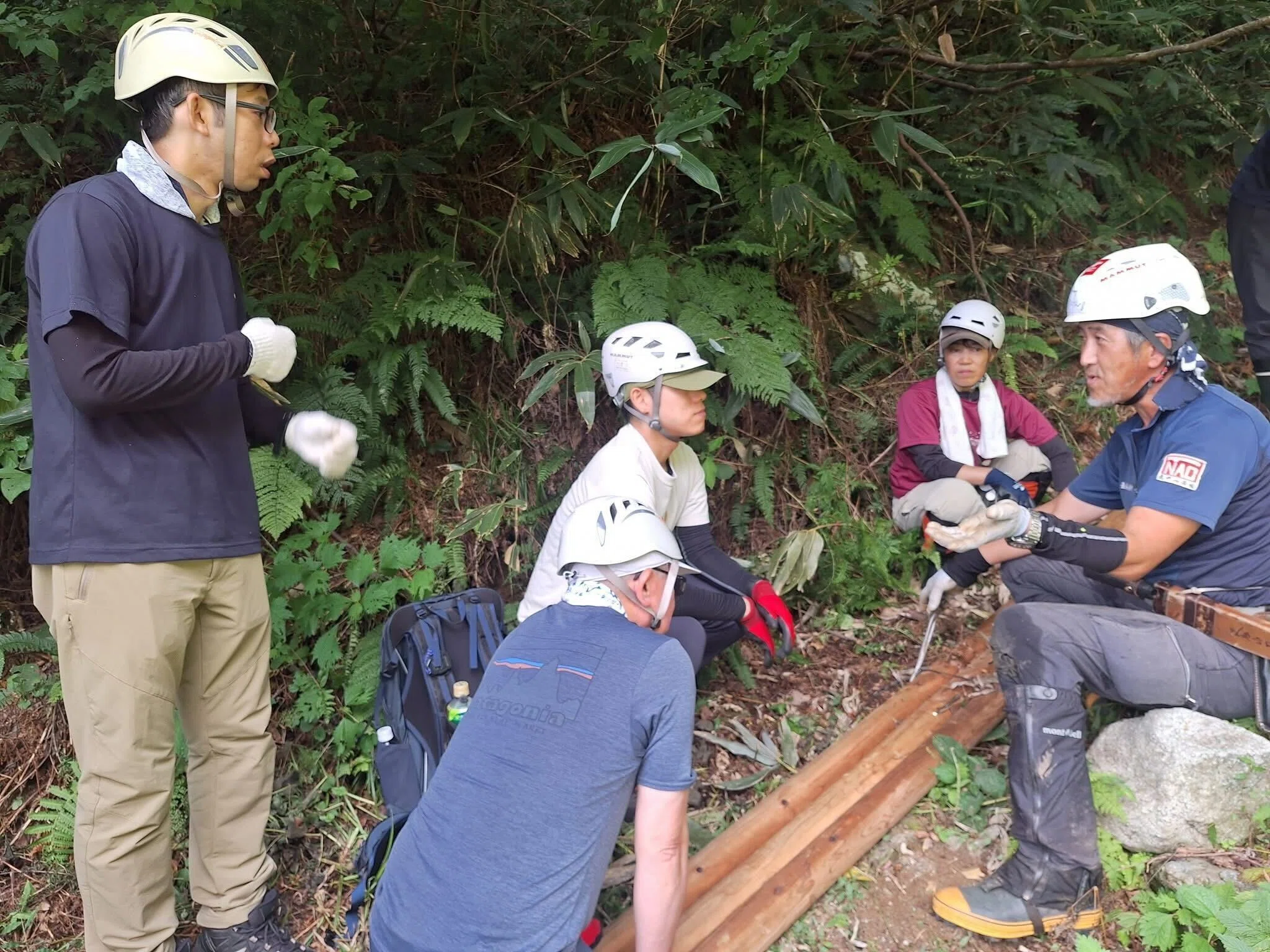 登山客を「山の守り人」へ。山形県が挑む調査・誘客・保全の好循環