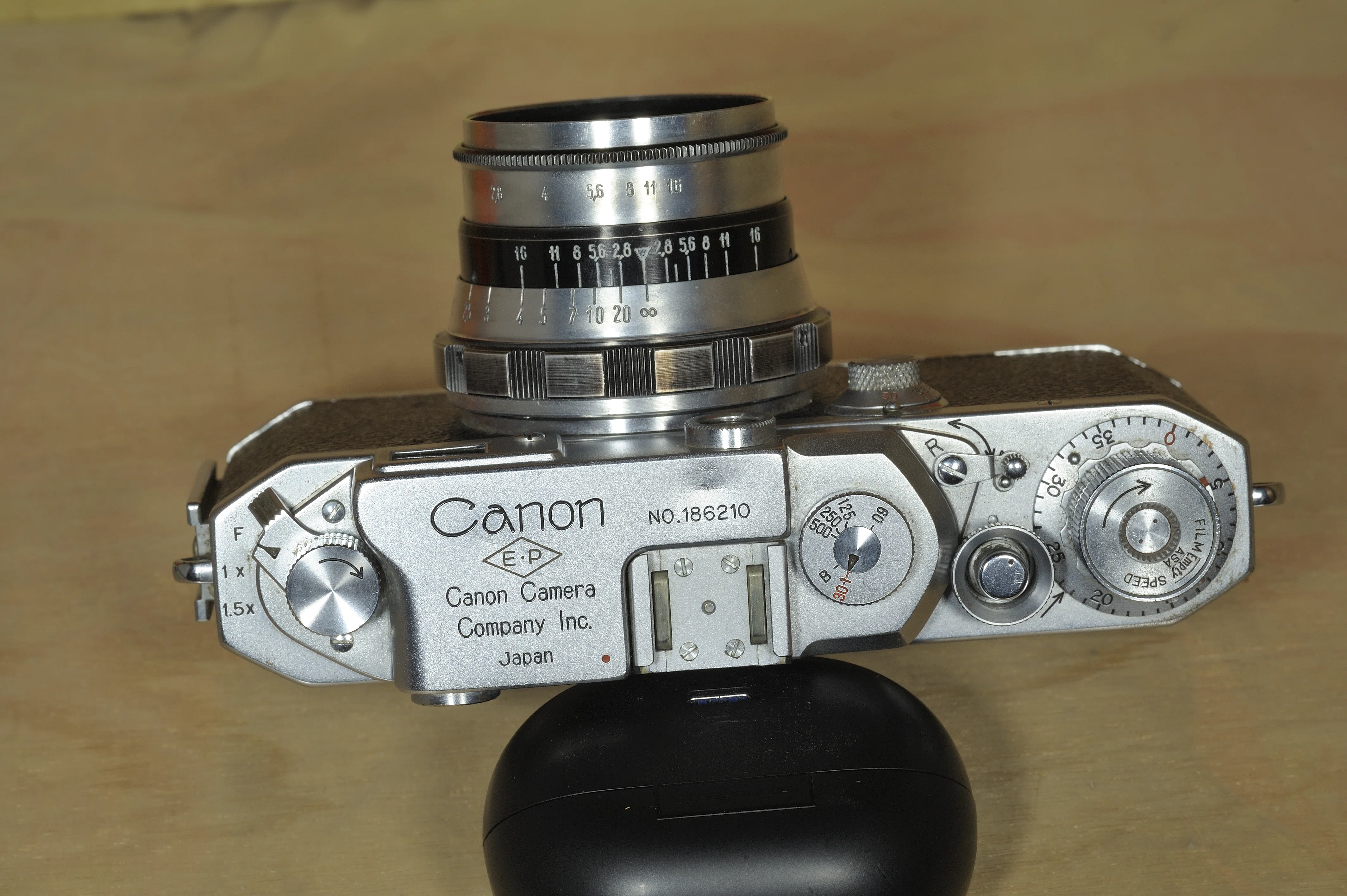 Canon 35mmレンジファインダーカメラ　RF II F改？　動作未確認 幻というのは真か？Canon Ⅱ F改型｜Sven.