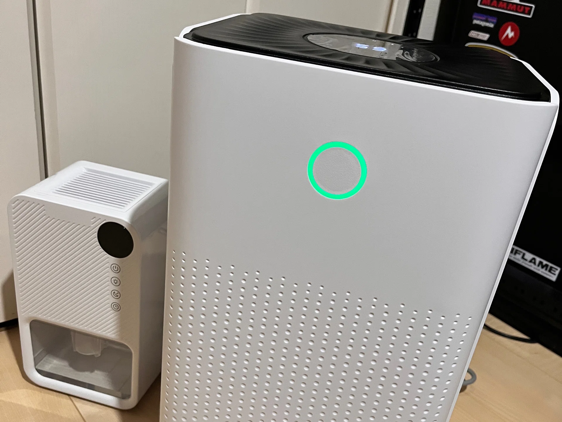 ホワイト 4L大容量タンク 【除湿量11L/日 コンプレッサー式 除湿機 | Amazon デジタル操作　動作確認済 除湿機 除湿機・乾燥機