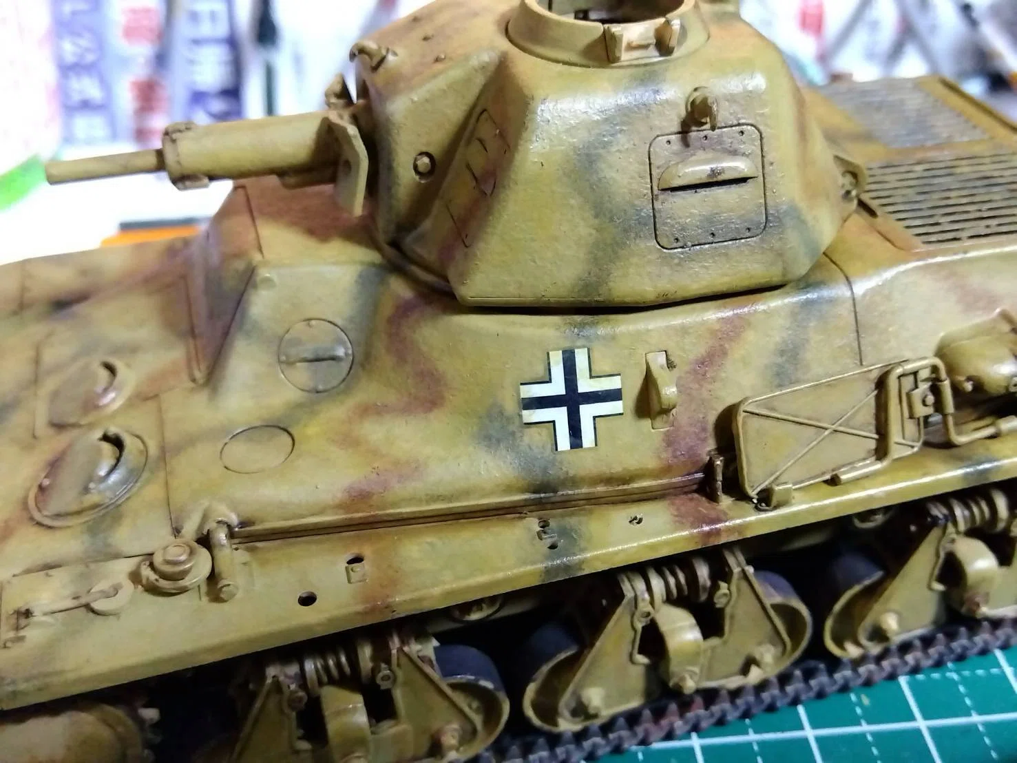 フランス軽戦車H39（タミヤ1/35 ）#5～どんどんできちゃうよ｜はりす筆