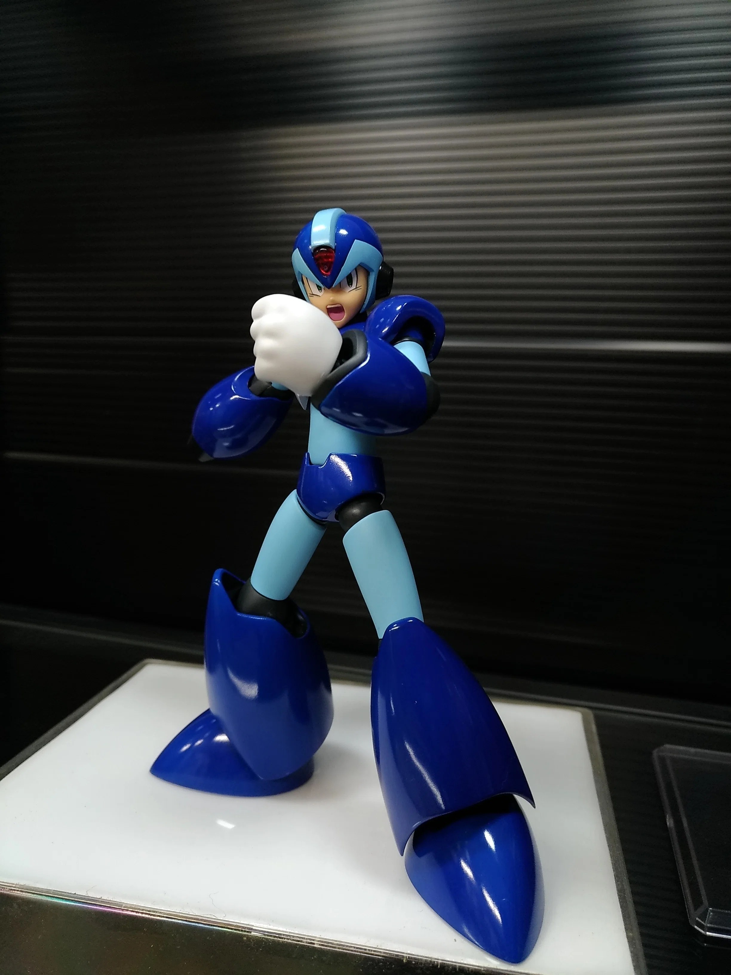 2026年4月完成 コトブキヤ ロックマンエックス｜模型店CUBEぎゃざ公式