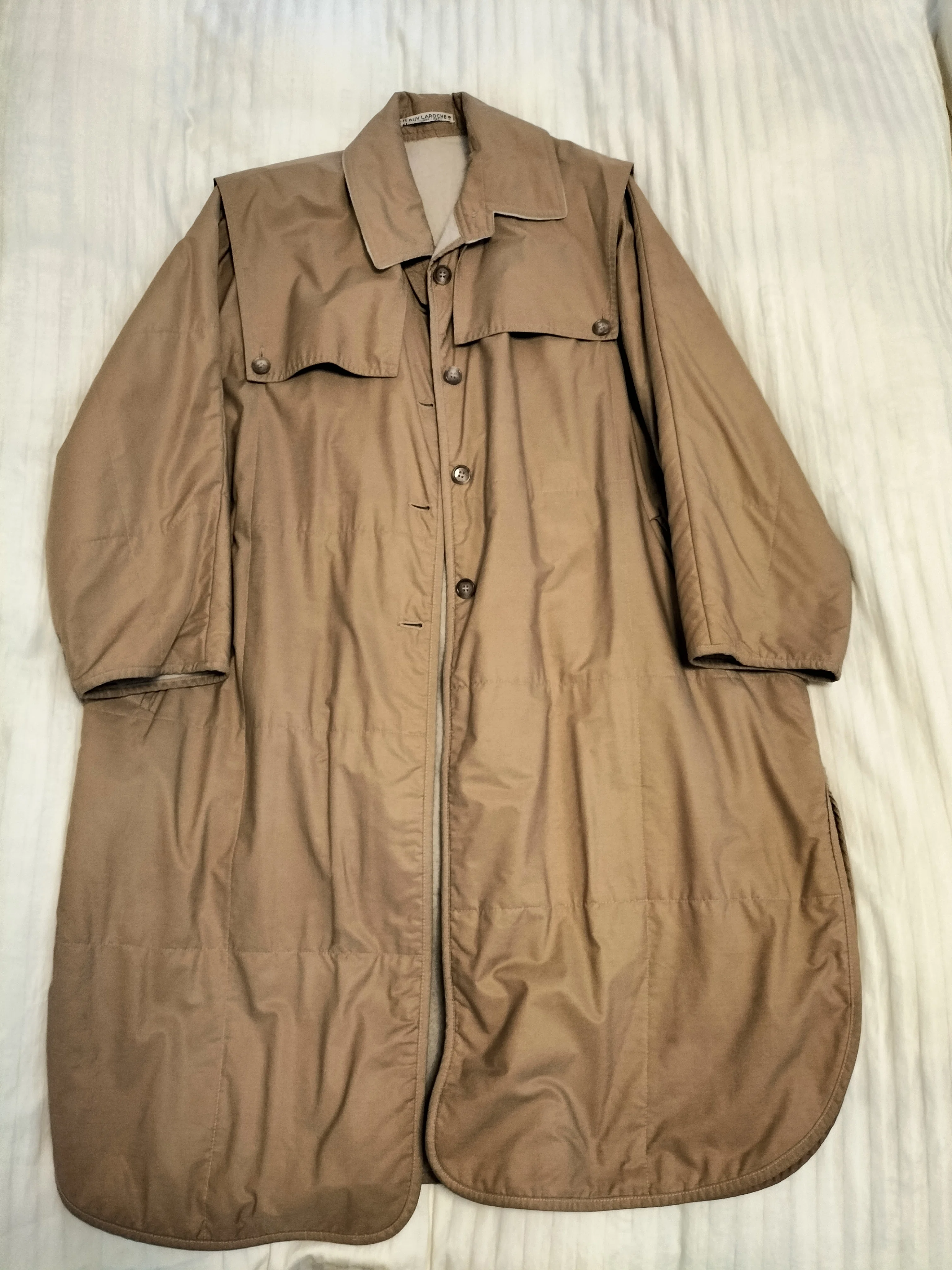 Essay] The Guy Laroche Coat｜タエコ（旧 みも）