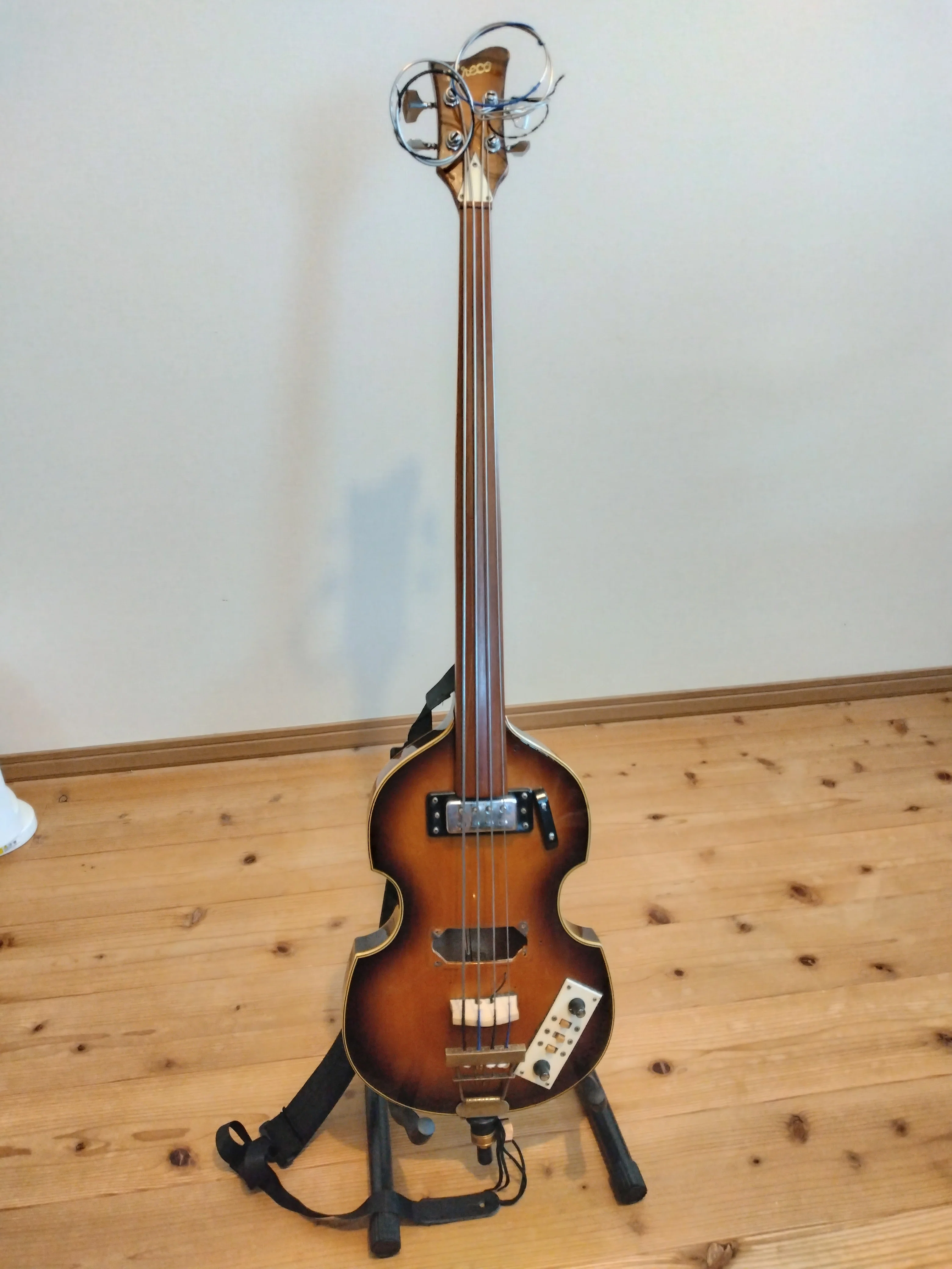引き合い多数】【ジャンク】バイオリンベース Hofner Limited HCT 500 