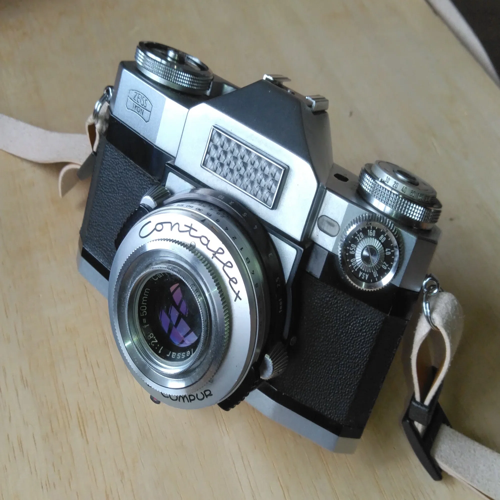 💛ZEISS IKON Contaflex Super ｜いつかどこかで