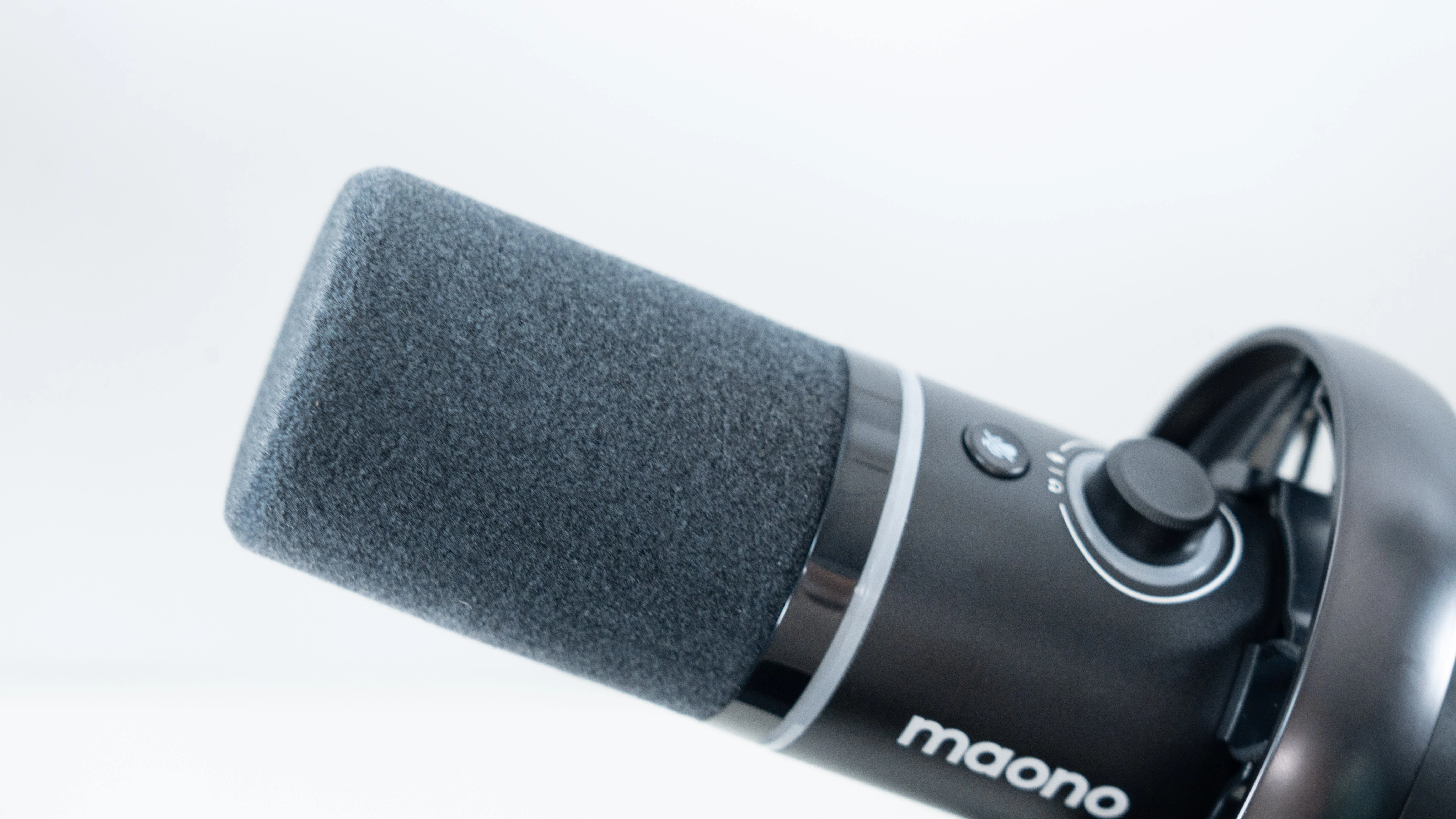 Maono PD200W Hybridレビュー｜配信も会議も始めやすい3WAY