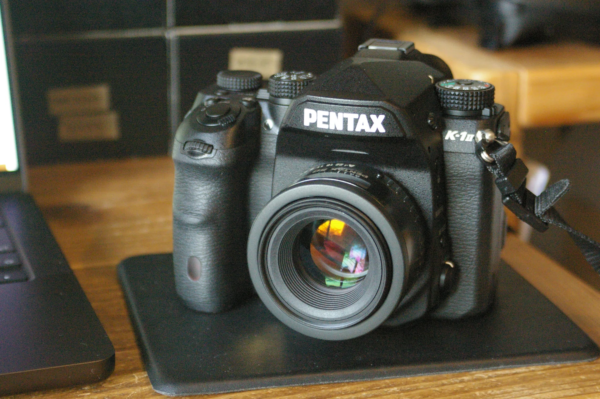 smc PENTAX-FA 50mm F1.7 を装着｜ネダチ