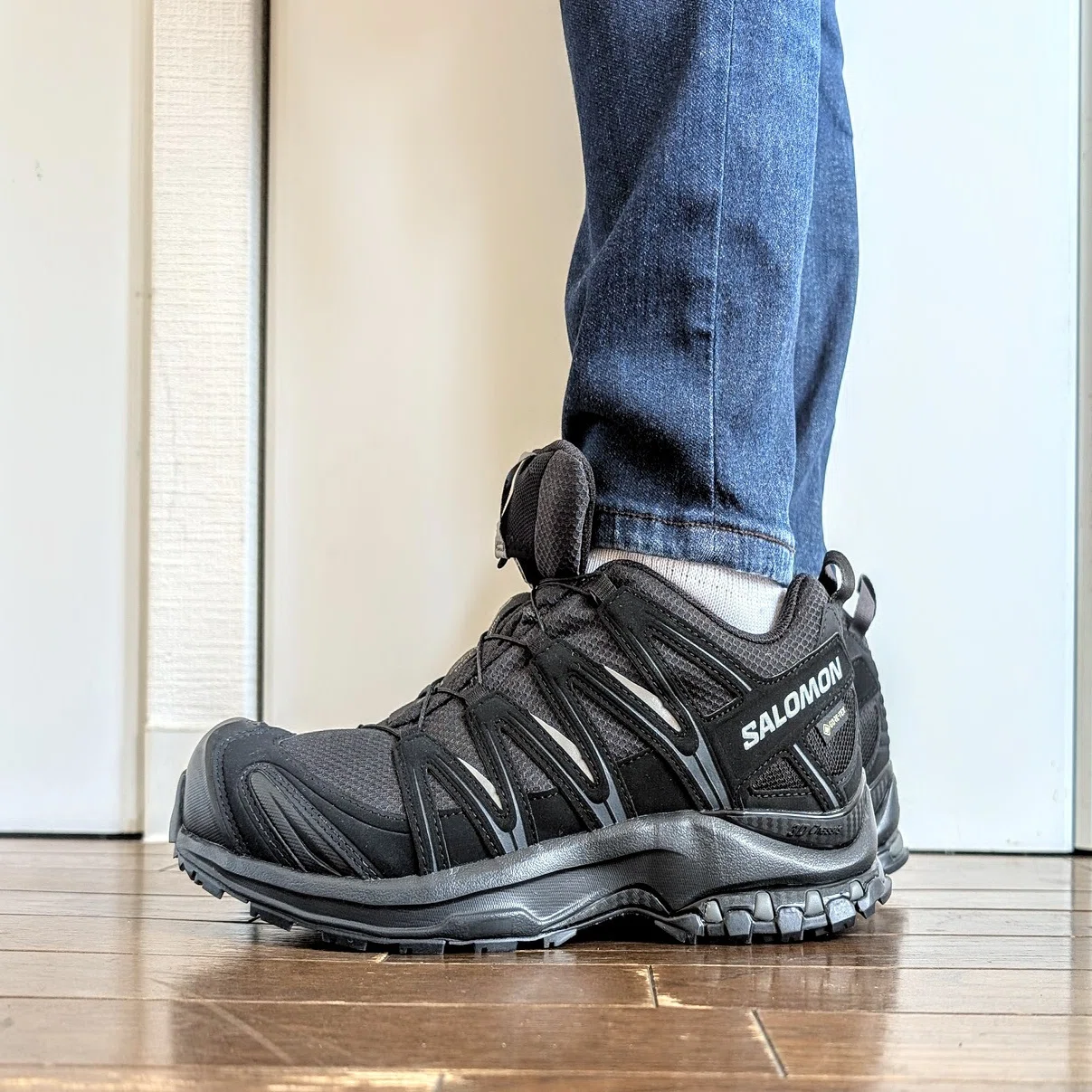 サロモン】XA PRO 3D GORE-TEX(無印)買ってからV9との違いに気付く 
