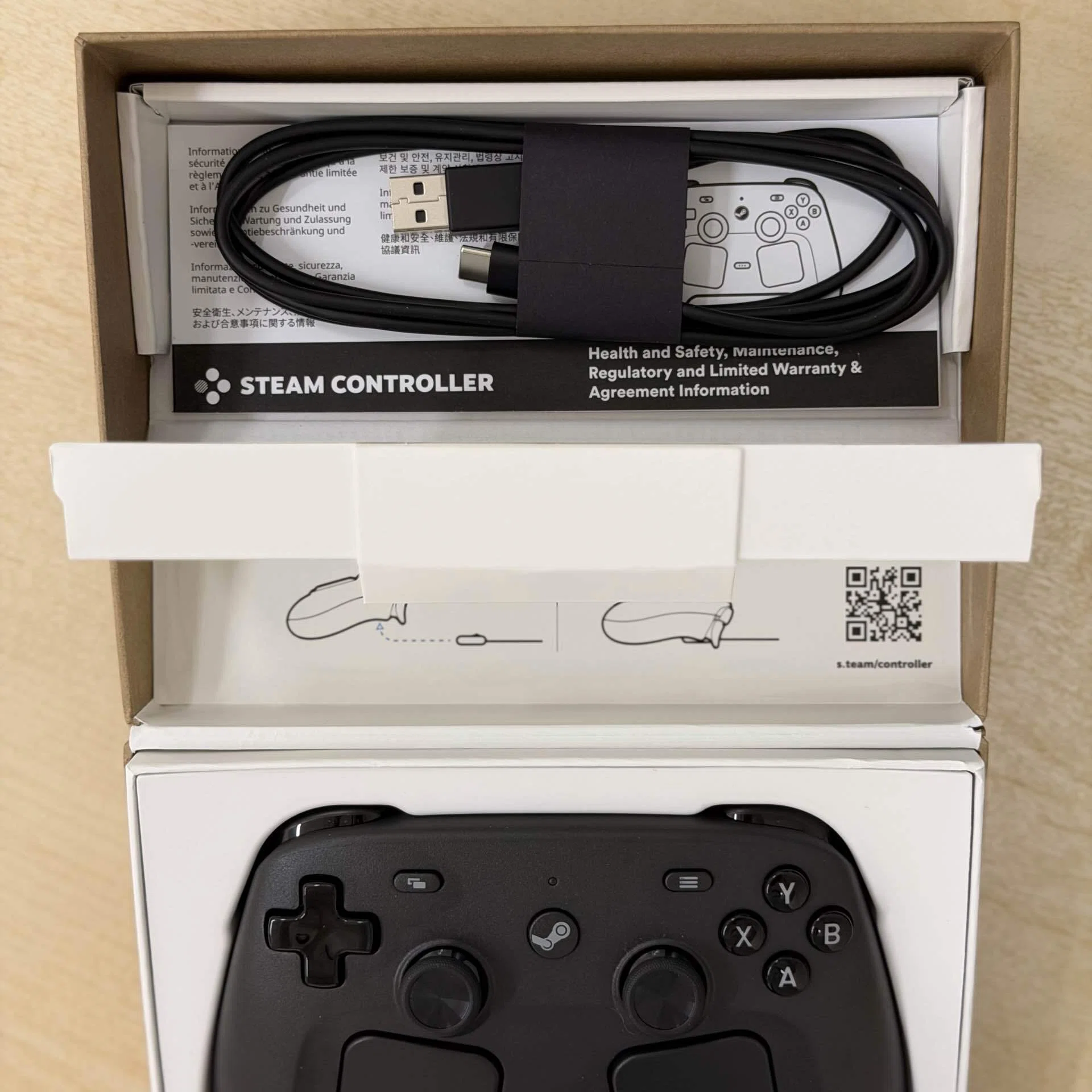 全世界的に販売初日で売り切れになったSteam Controller 2を手に入れた 