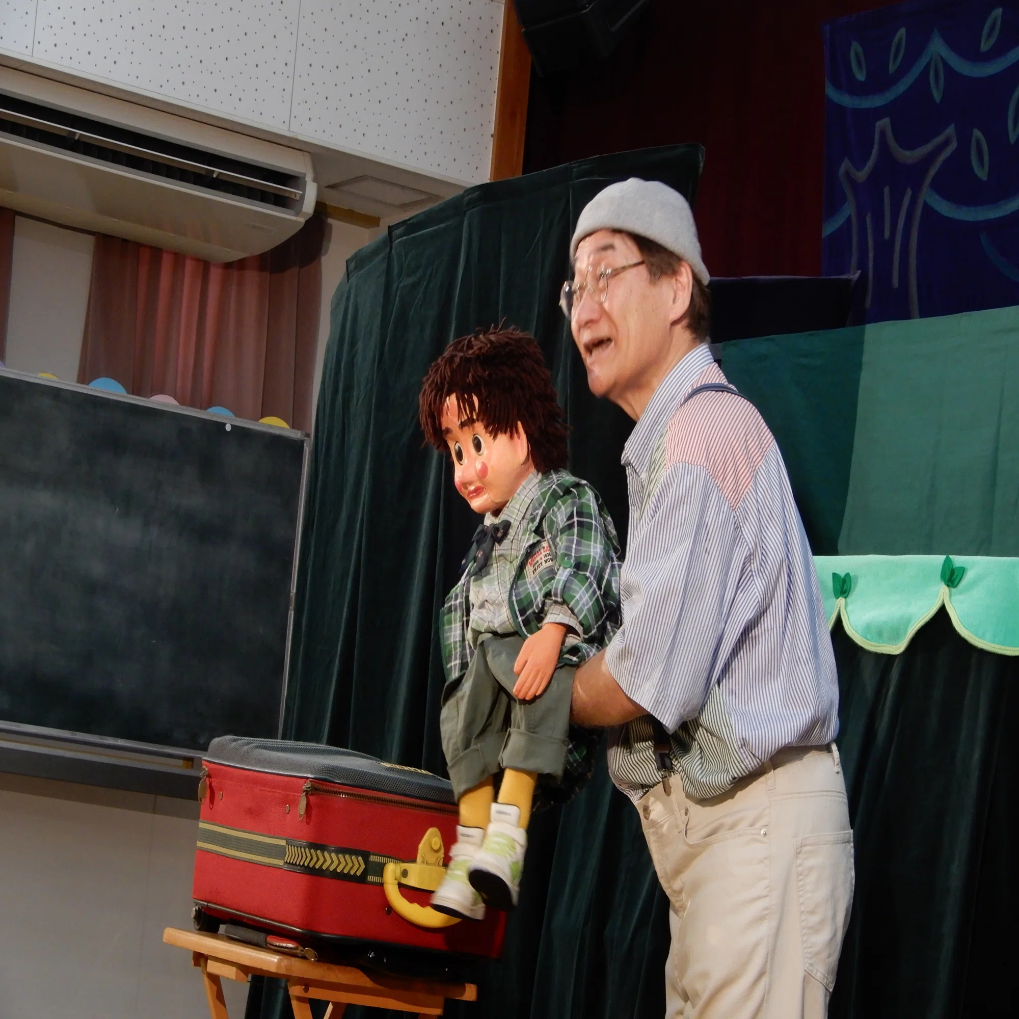 トモキチ笑劇場｜岐阜聖徳学園大学附属幼稚園