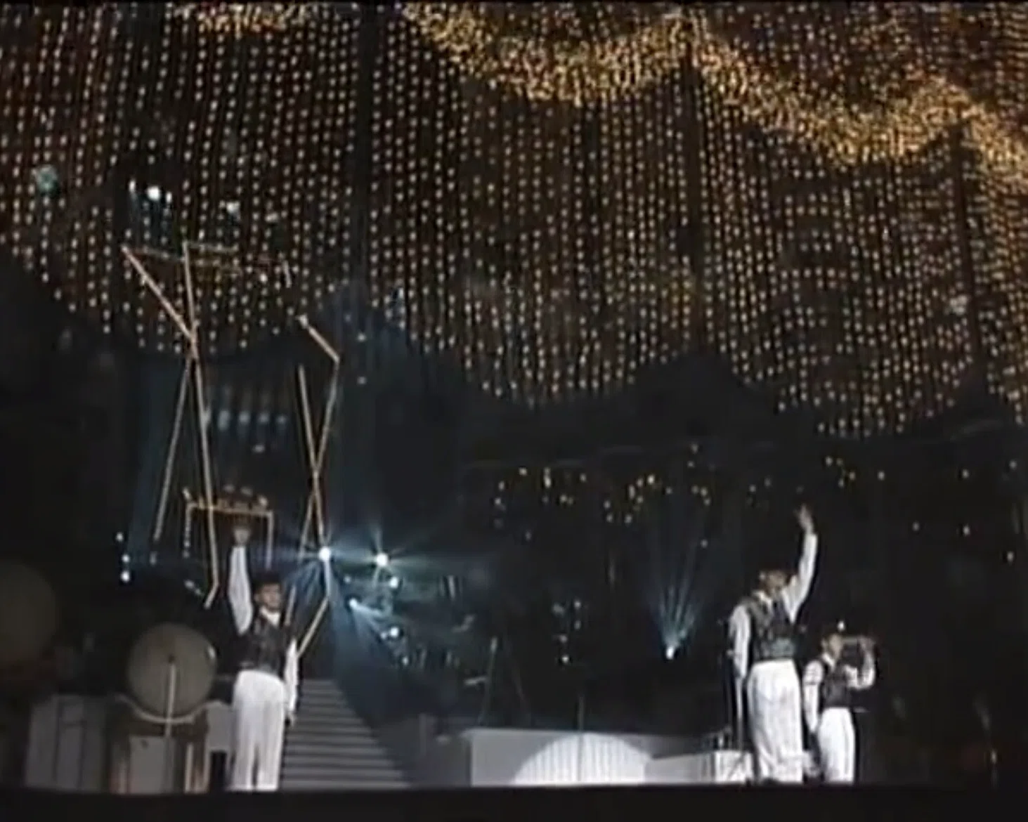 値下げしました。VHSです。少年隊「ニューイヤーコンサート87」 少年隊 NEW YEAR CONCERT'87 武道館LIVE 感想｜はちじゅーじ